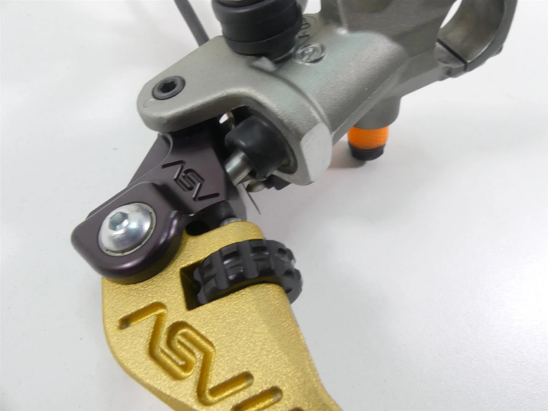 2010 Ducati Streetfighter 1098 S Brembo Clutch Radial Master Cylinder 63040481A - Image 6