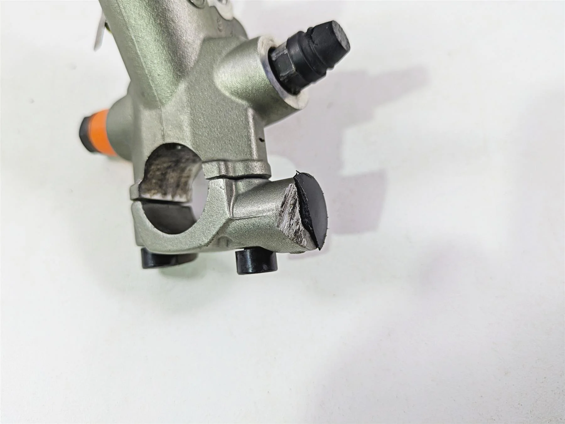 2010 Ducati Streetfighter 1098 S Clutch Radial Master Cylinder - Read 63040481A - Image 7
