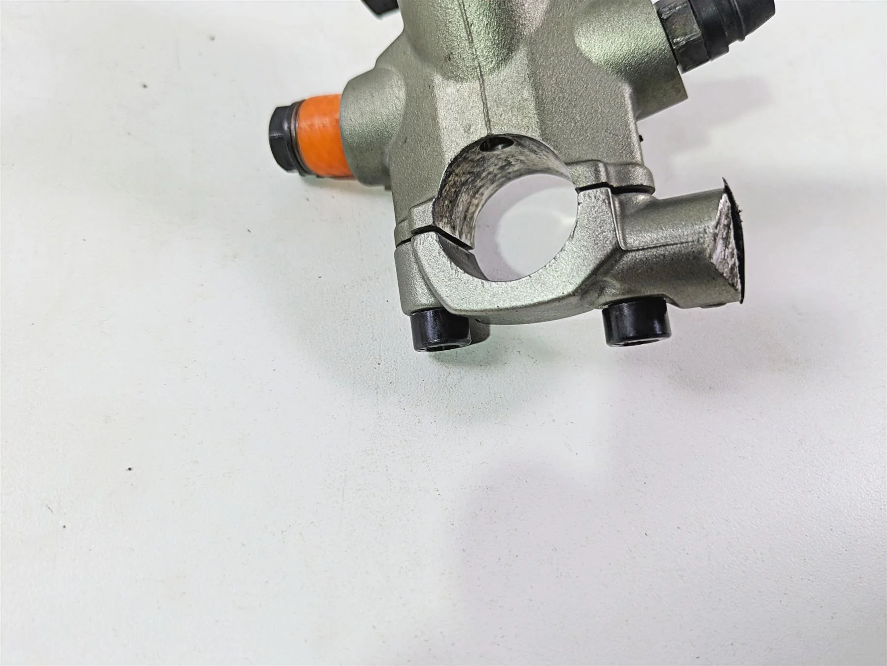 2010 Ducati Streetfighter 1098 S Clutch Radial Master Cylinder - Read 63040481A - Image 8