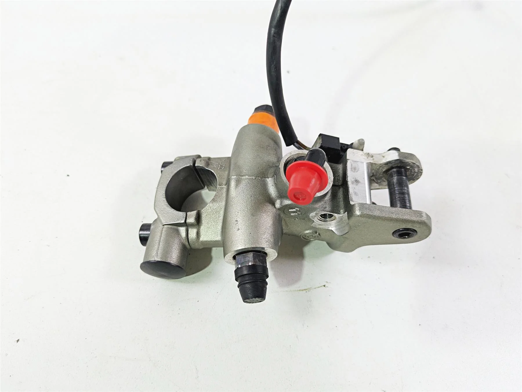 2010 Ducati Streetfighter 1098 S Front Radial Brake Master Cylinder 62440571A - Image 5