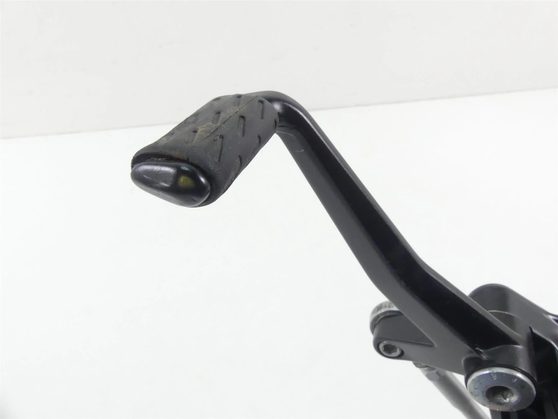 2010 Ducati Streetfighter 1098 S Left Rider Footpeg & Shifter 82411541A - Image 4