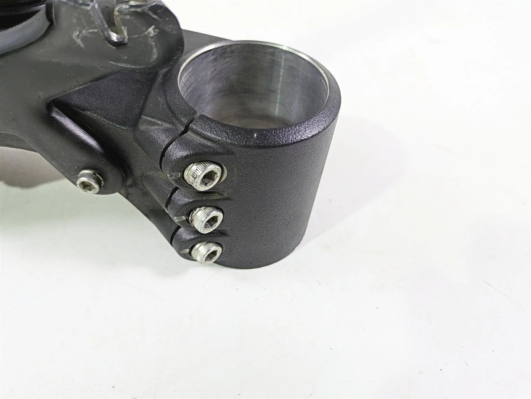 2010 Ducati Streetfighter 1098 S Lower Triple Tree Steering Clamp 56mm 34220571A - Image 6