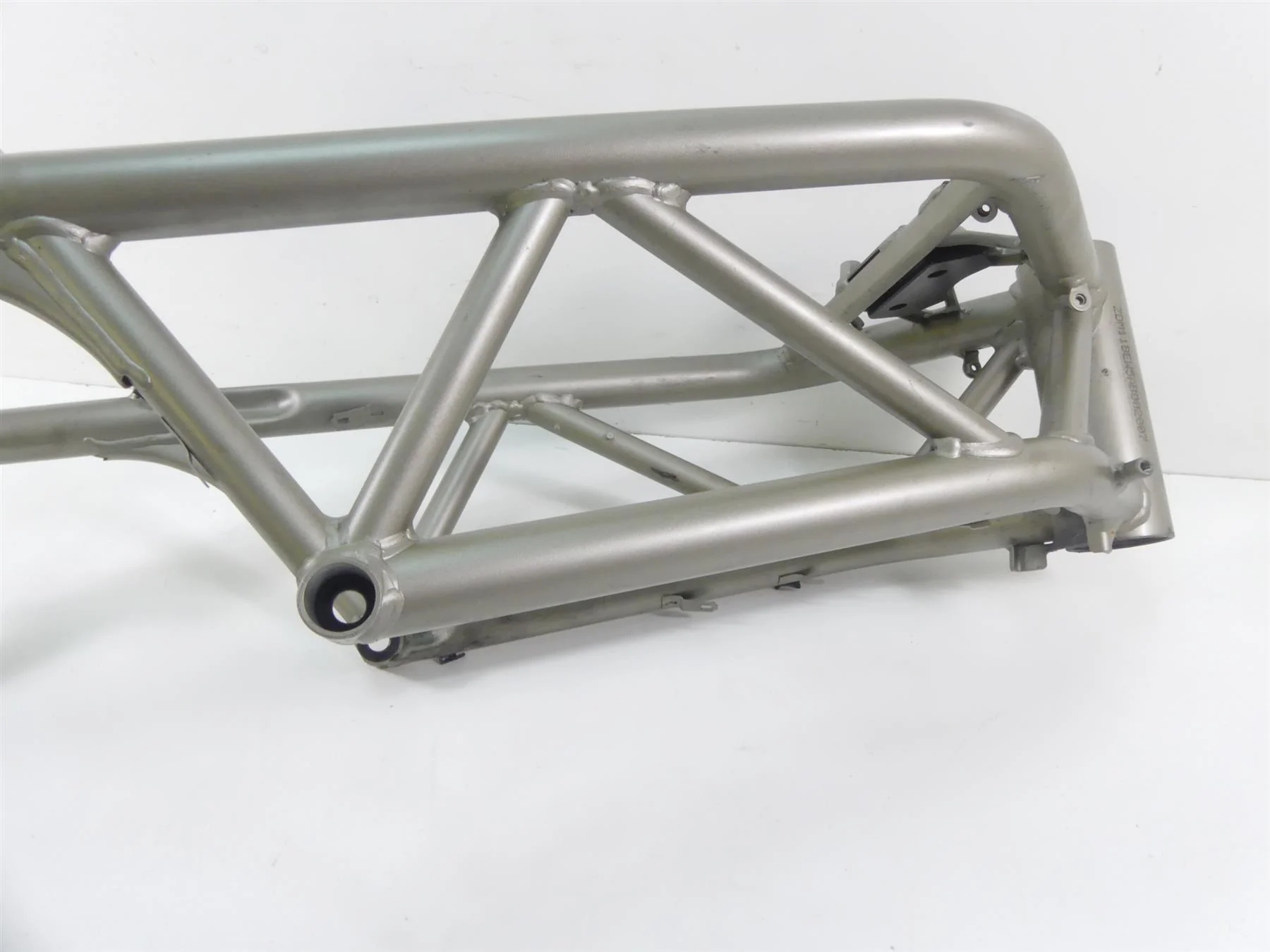 2010 Ducati Streetfighter 1098 S Main Frame Chassis Slvg -Read 47011991AB - Image 6