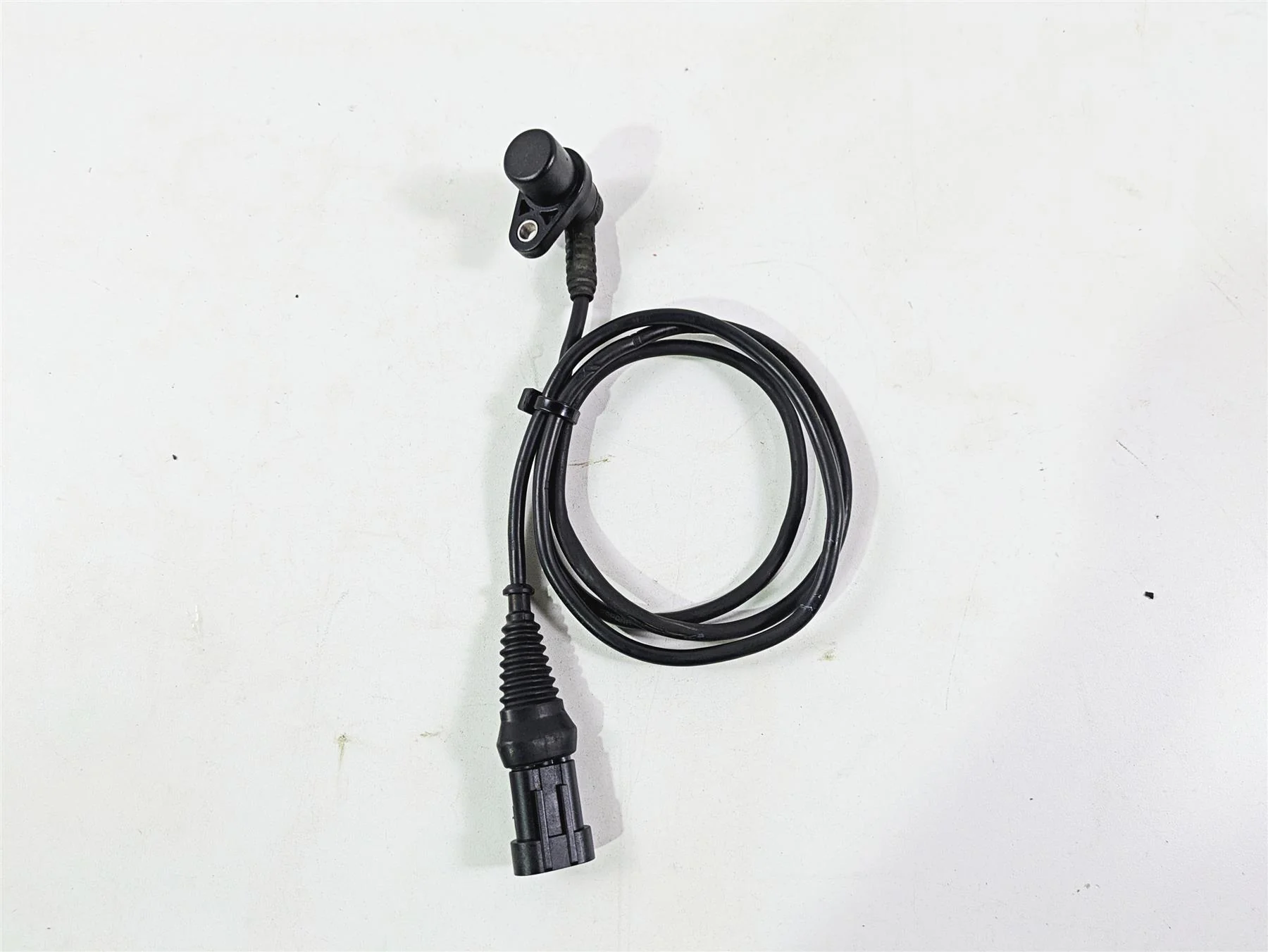 2010 Ducati Streetfighter 1098 S Rear Wheel Speed Sensor 55240373E - Image 6