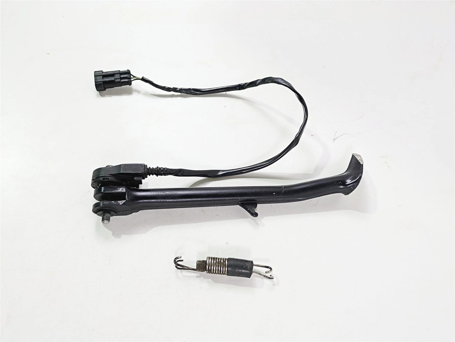2010 Ducati Streetfighter 1098 S Side Kickstand Stand & Switch 55610462AB - Image 2