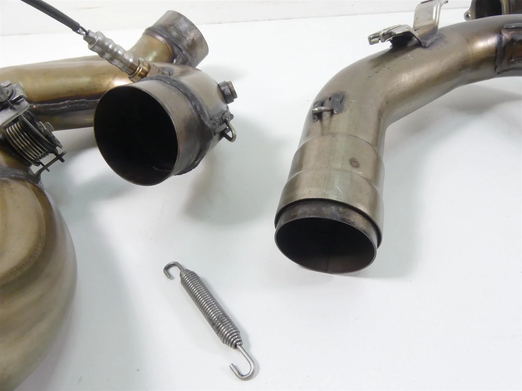2010 Ducati Streetfighter 1098 S Stock Exhaust Header Manifold Set 57012741B - Image 11