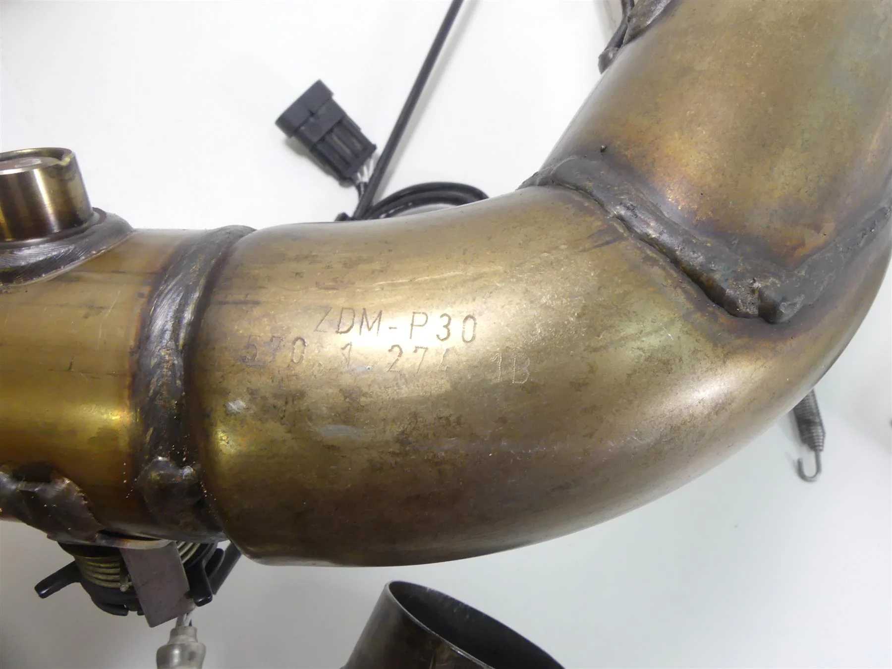 2010 Ducati Streetfighter 1098 S Stock Exhaust Header Manifold Set 57012741B - Image 12