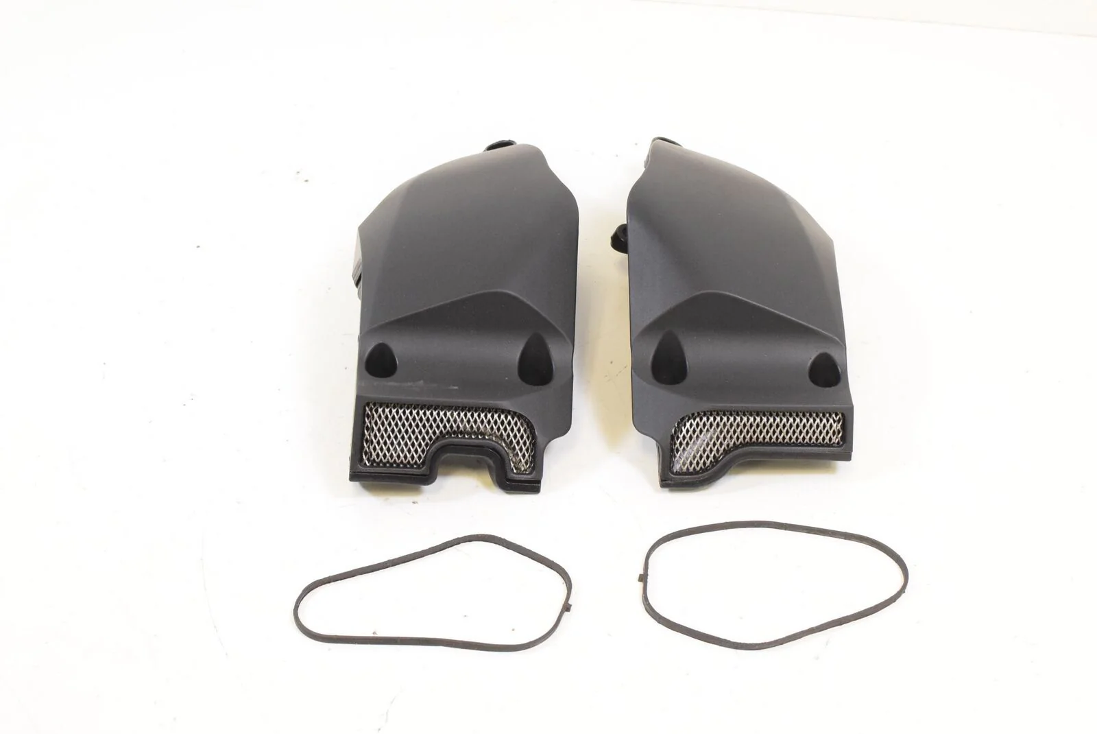2010 Ducati Streetfighter S Air Intake Duct Ram Scoop SET L 48420751A R 48420761