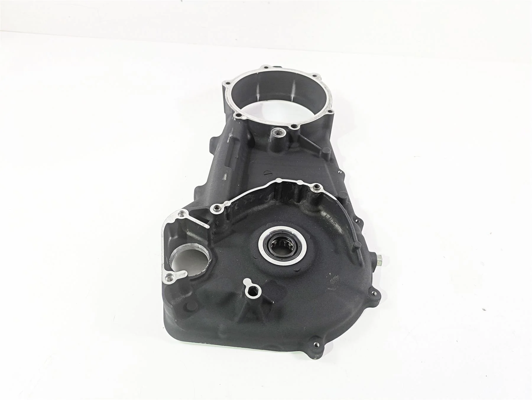 2010 Harley Dyna FXDB Street Bob Inner Primary Drive Clutch Cover 60681-06B - Image 3