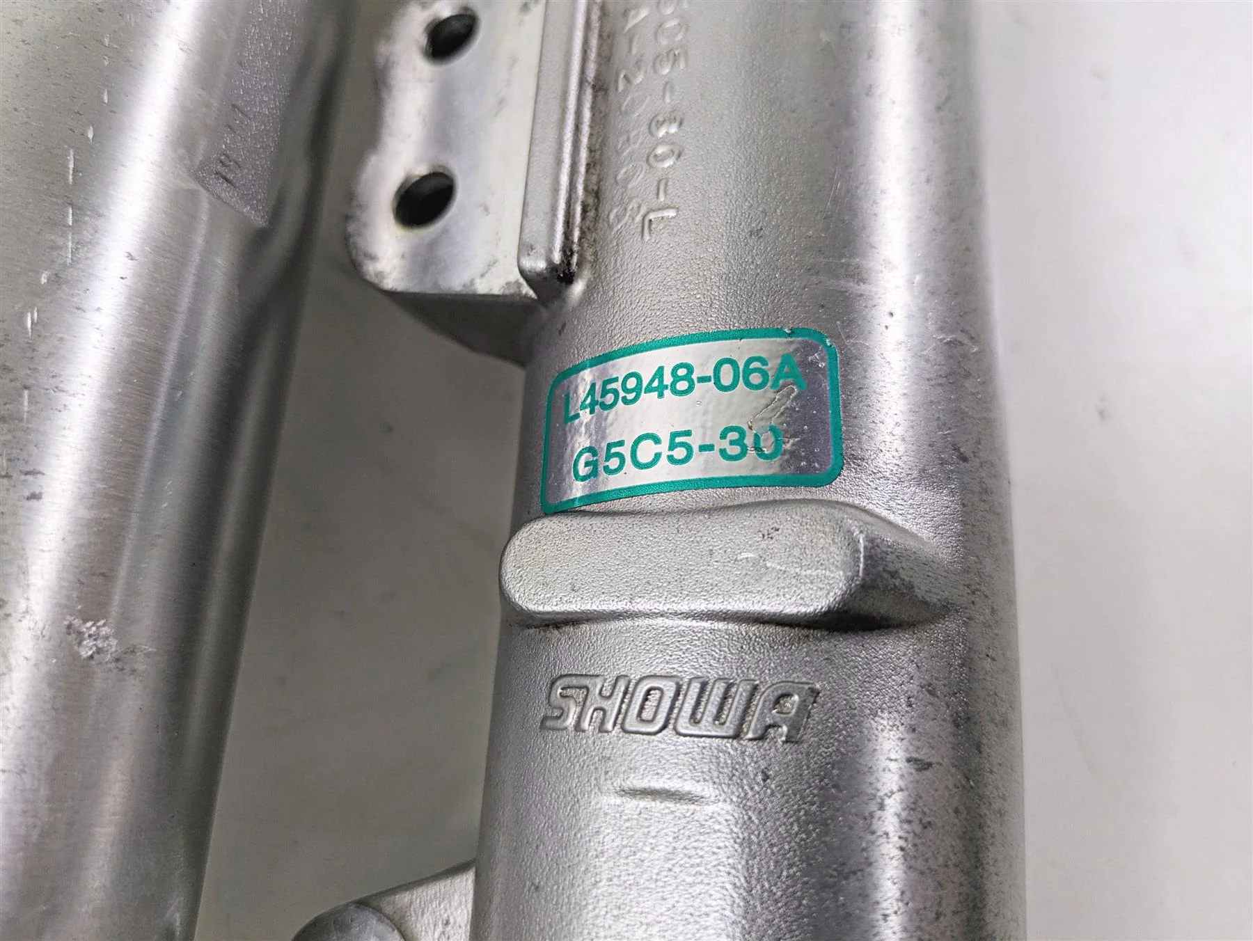 2010 Harley Dyna FXDB Street Bob Straight Front Fork Leg Set - 49mm 45947-06A - Image 10