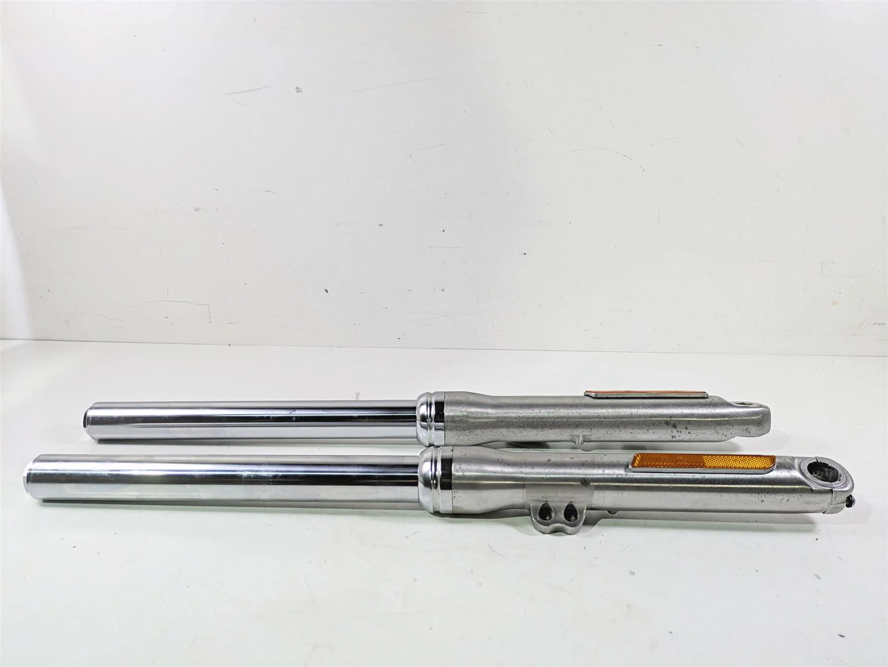 2010 Harley Dyna FXDB Street Bob Straight Front Fork Leg Set - 49mm 45947-06A - Image 6