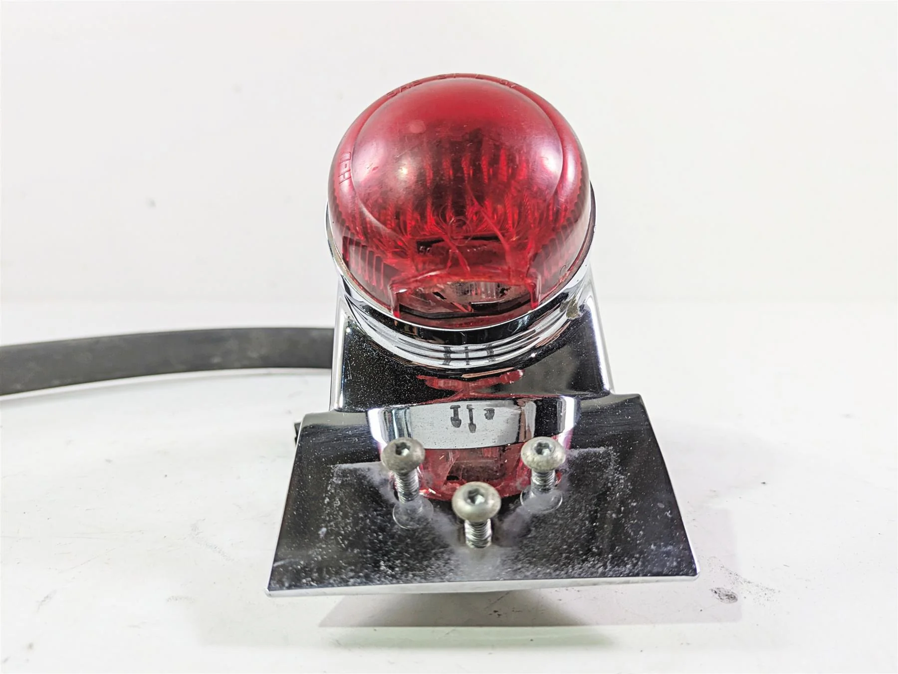 2010 Harley Dyna FXDB Street Bob Tail Light Brake Stop Lamp - Read 69598-09A - Image 11