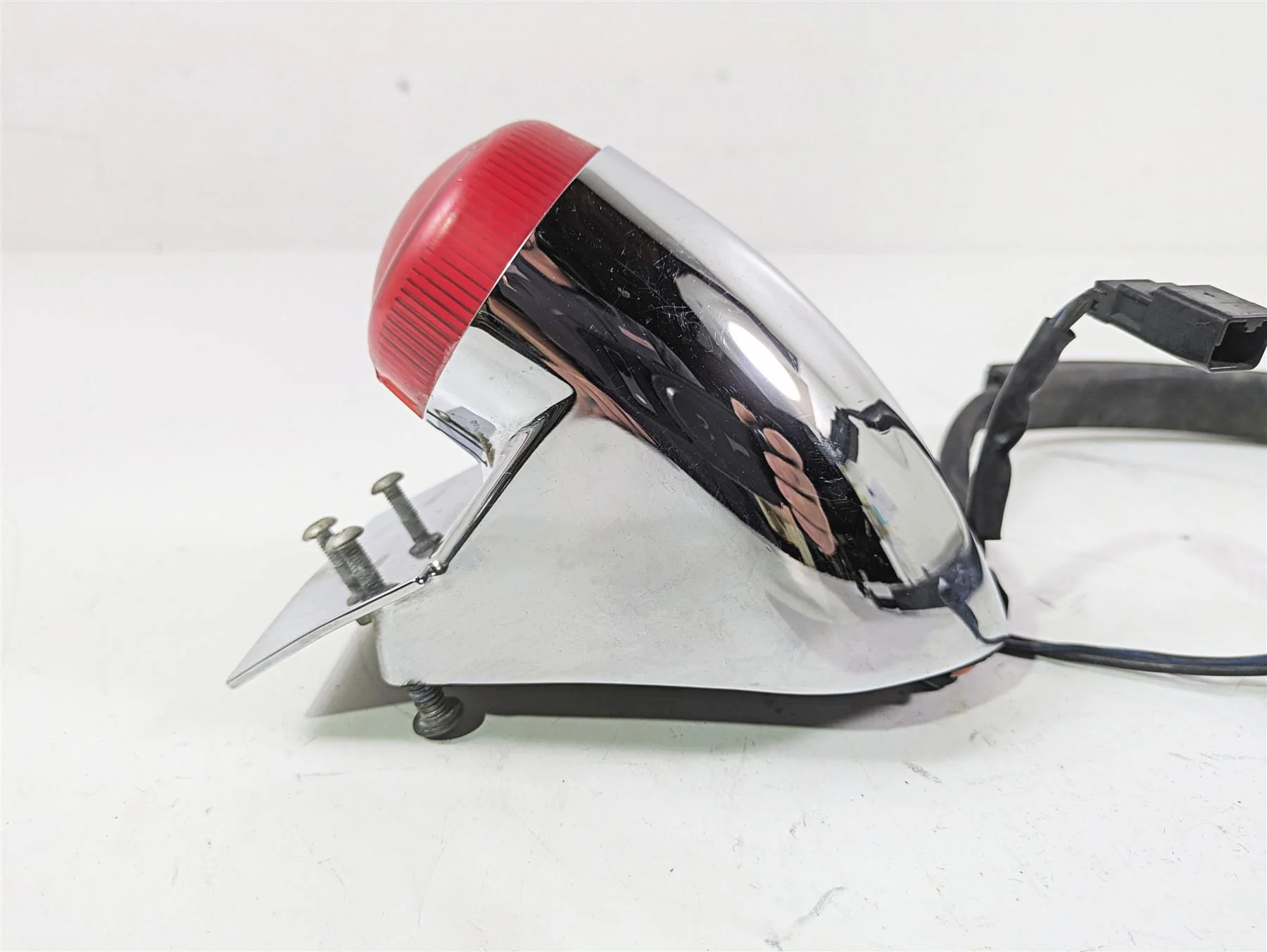 2010 Harley Dyna FXDB Street Bob Tail Light Brake Stop Lamp - Read 69598-09A - Image 5
