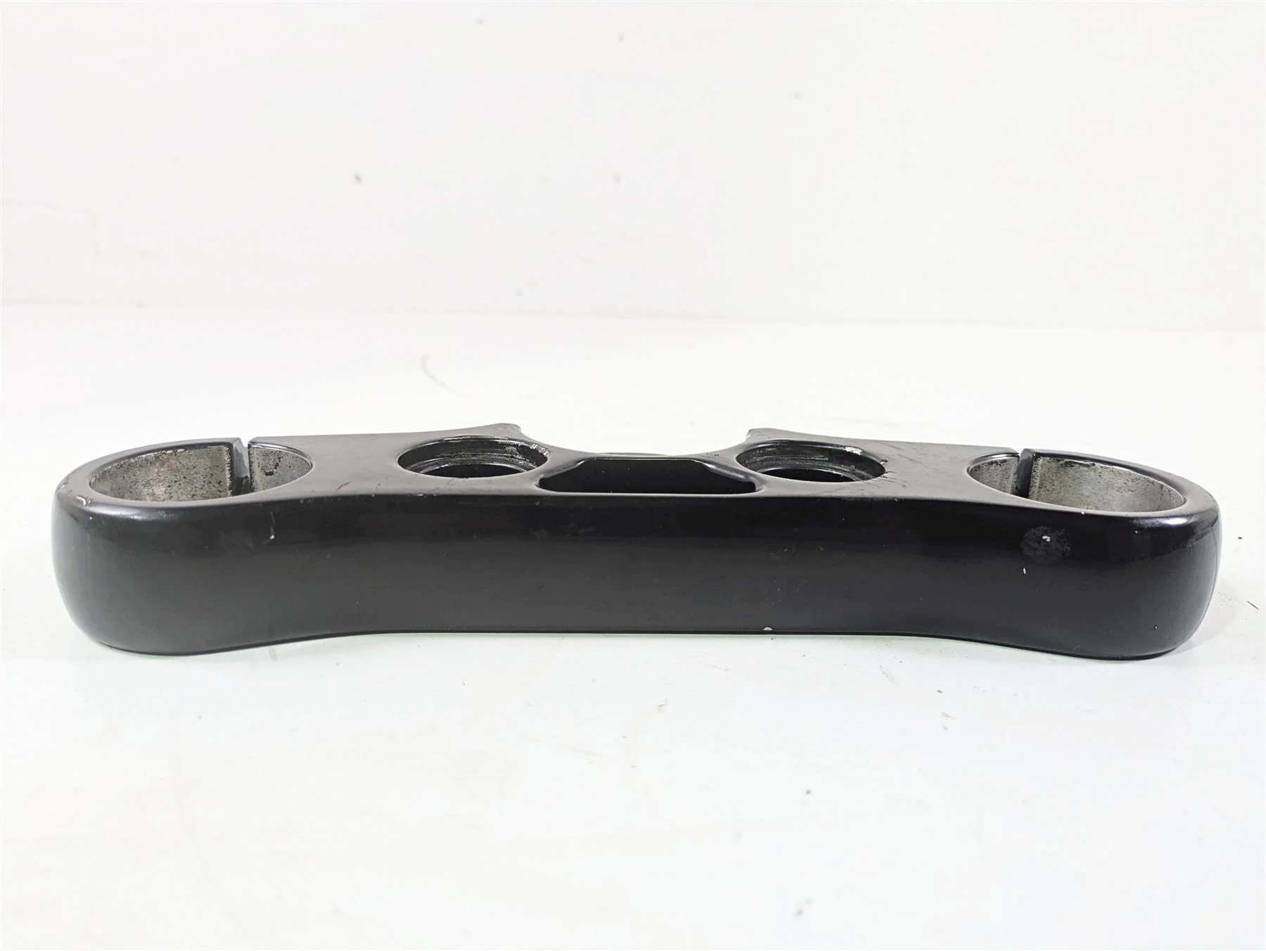 2010 Harley Dyna FXDB Street Bob Upper Triple Tree Steering Clamp 46857-08 - Image 2