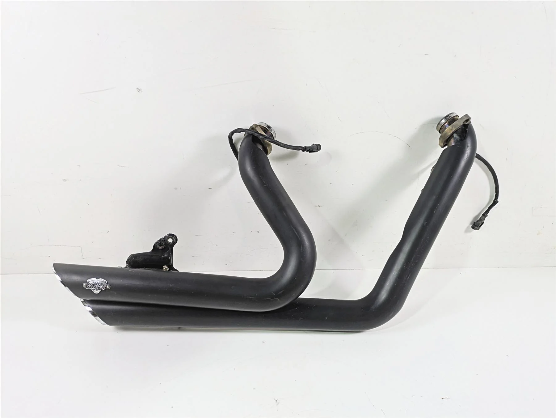 2010 Harley Dyna FXDB Street Bob Vance Hines Shortshots Exhaust - Read 47333