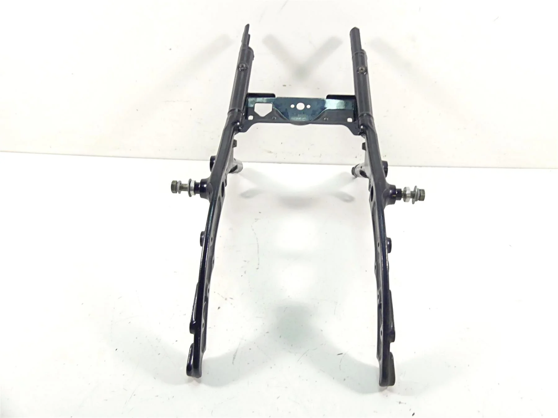 2010 Harley Touring FLHRC Road King Rear Straight Subframe Sub Frame 48079-09BHP - Image 5