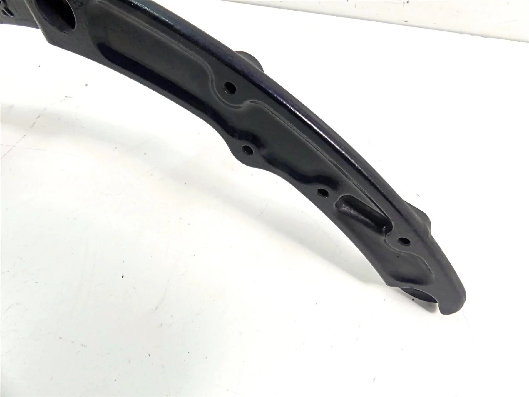 2010 Harley Touring FLHRC Road King Rear Straight Subframe Sub Frame 48079-09BHP - Image 8
