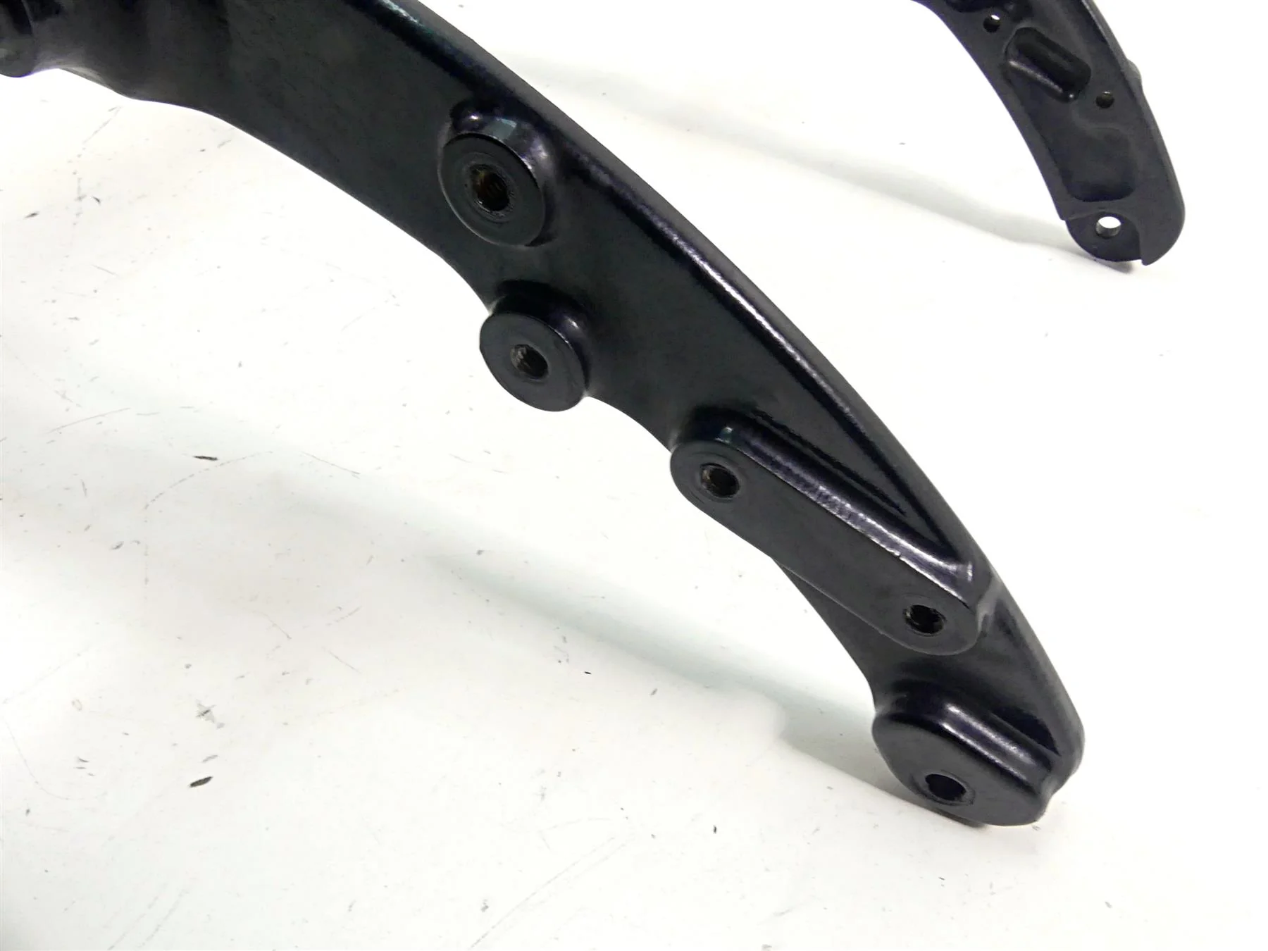 2010 Harley Touring FLHRC Road King Rear Straight Subframe Sub Frame 48079-09BHP - Image 9