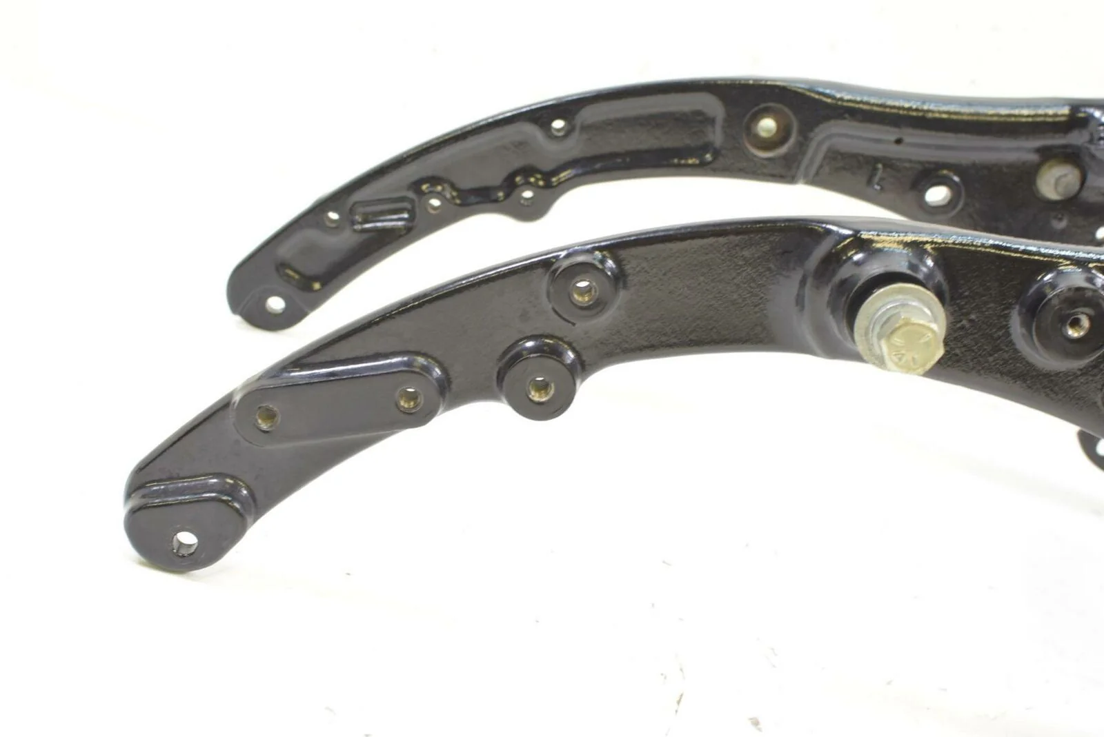 2010 Harley Touring FLHTCU Electra Glide Rear Subframe Sub Frame 48079-09BHP - Image 8