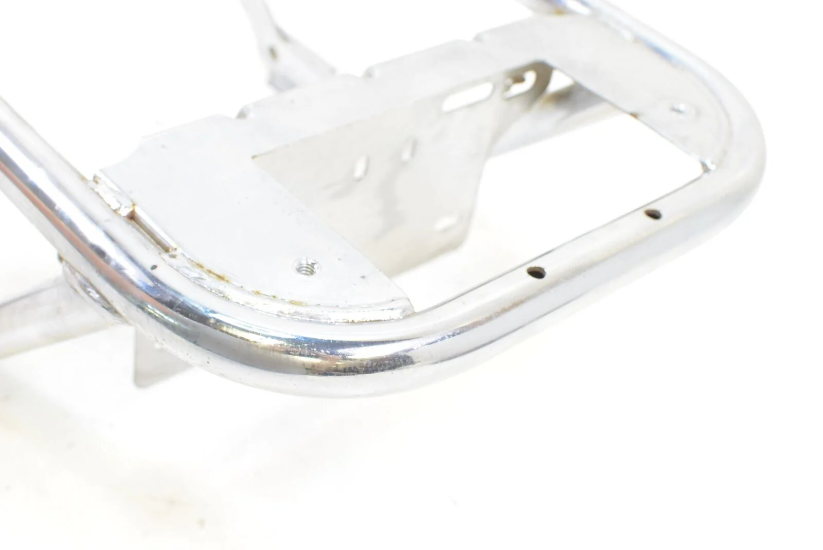 2010 Harley Touring FLHTCU Electra Glide Trunk Mount Carrier Holder 53217-09 - Image 7
