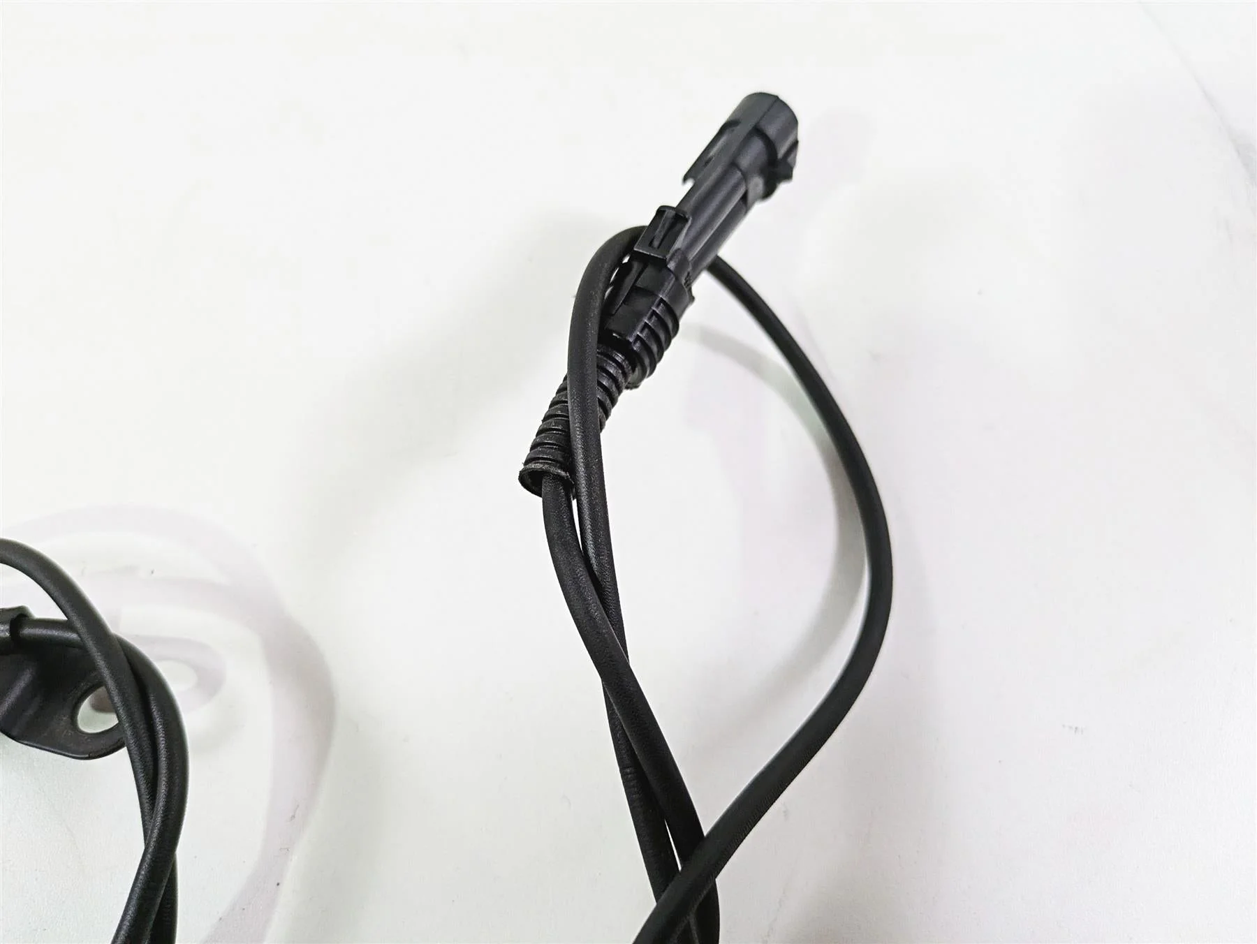 2010 Harley Touring FLHTK Electra Glide Abs Brake Wheel Speed Sensors 40614-08 - Image 8