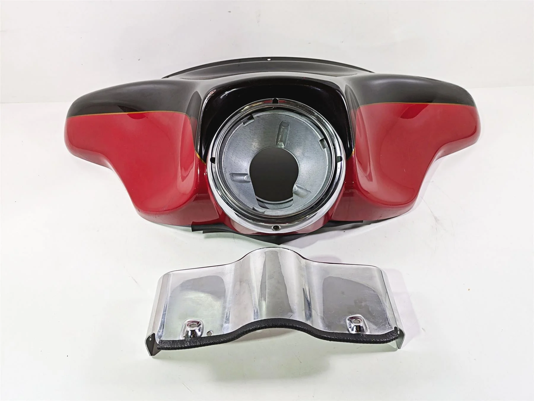 2010 Harley Touring FLHTK Electra Glide Front Nose Outer Main Fairing 58503-05