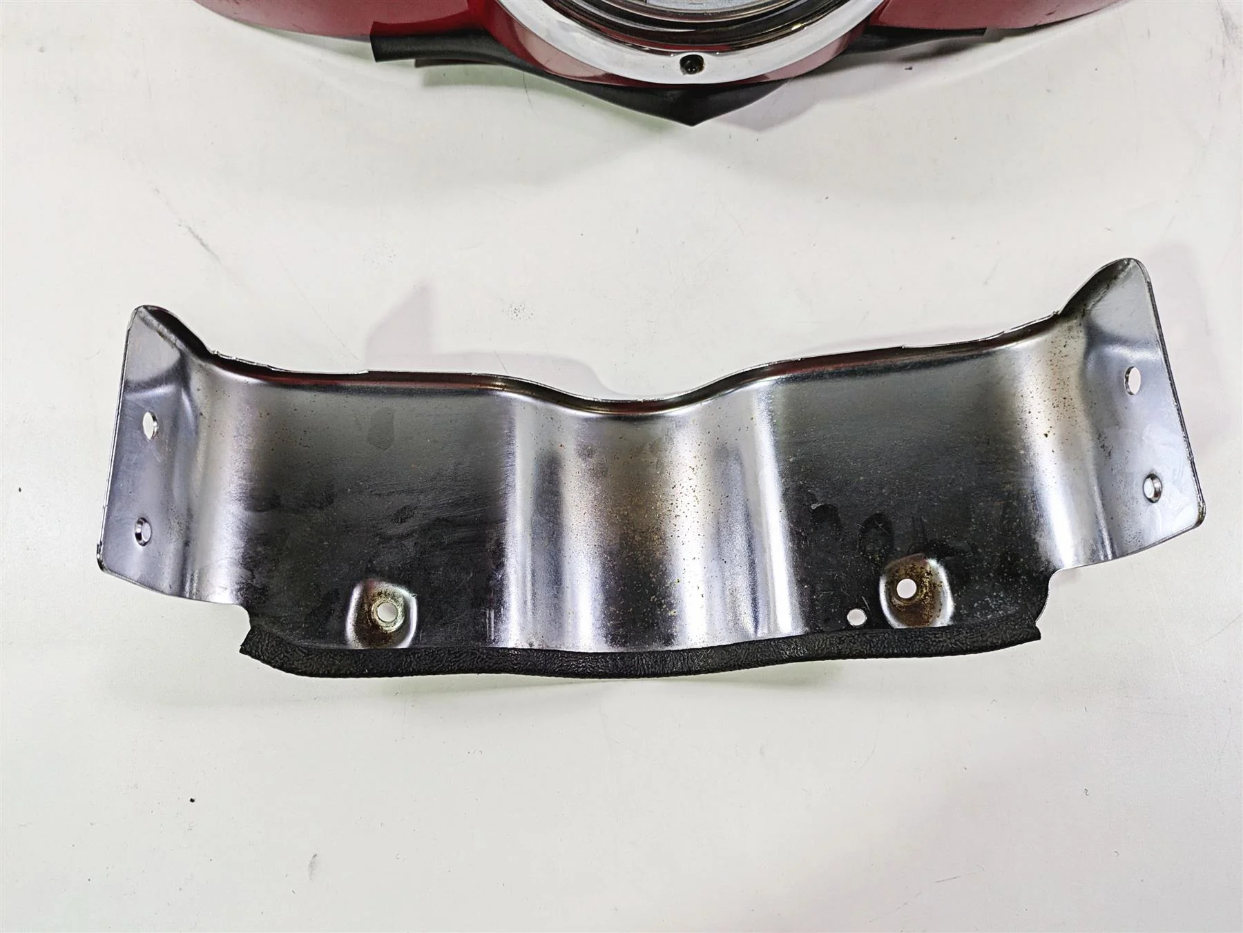 2010 Harley Touring FLHTK Electra Glide Front Nose Outer Main Fairing 58503-05 - Image 7