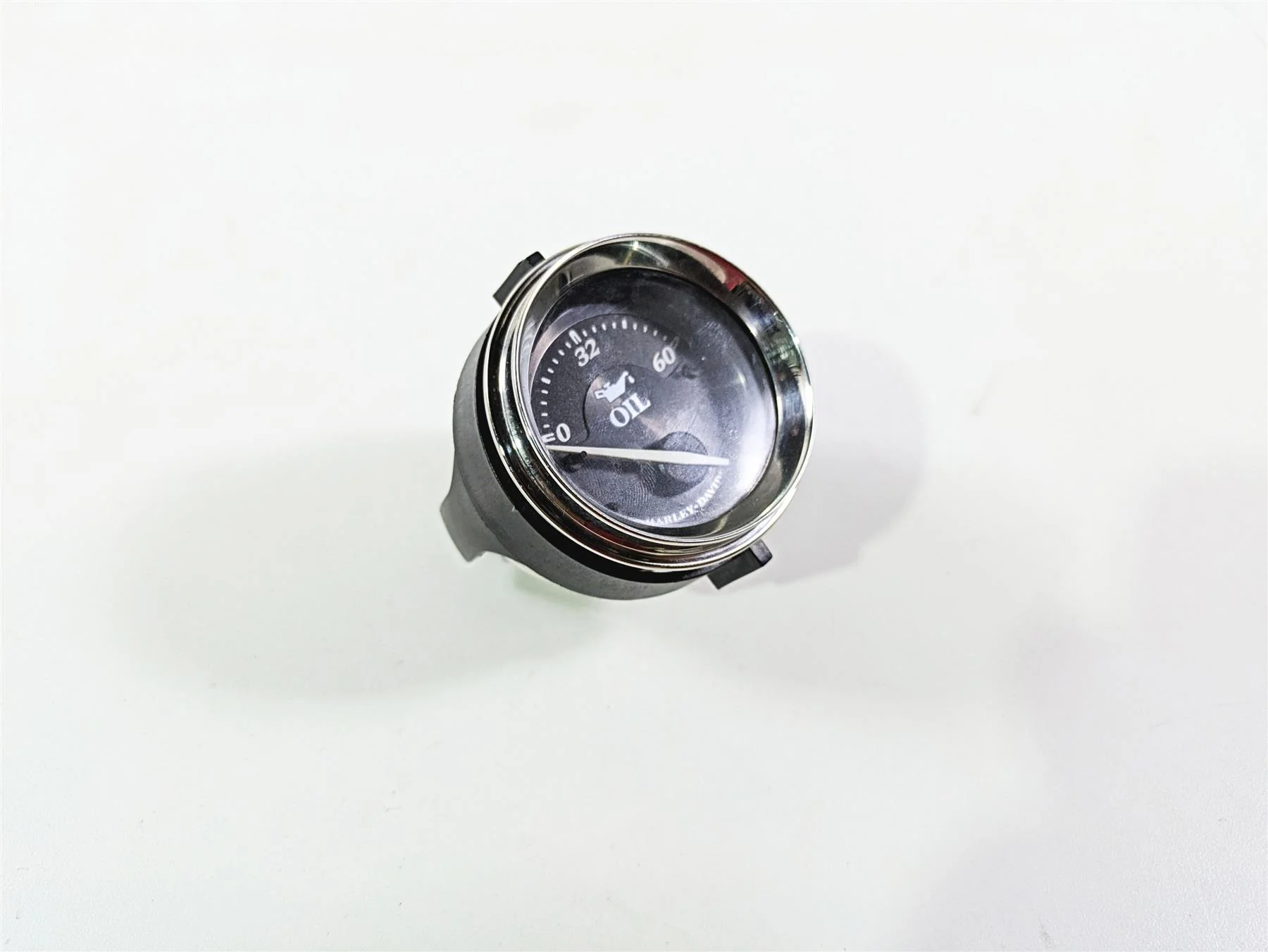 2010 Harley Touring FLHTK Electra Glide Oil Pressure Gauge 74690-10 - Image 12