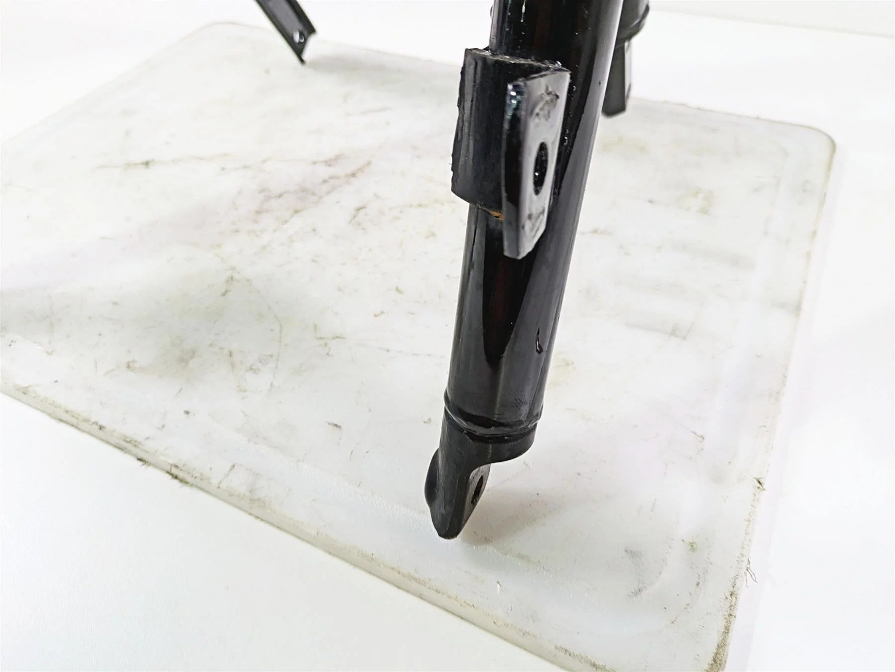 2010 Harley Touring FLHTK Electra Glide Rear Subframe Sub Frame 48079-09BHP - Image 5