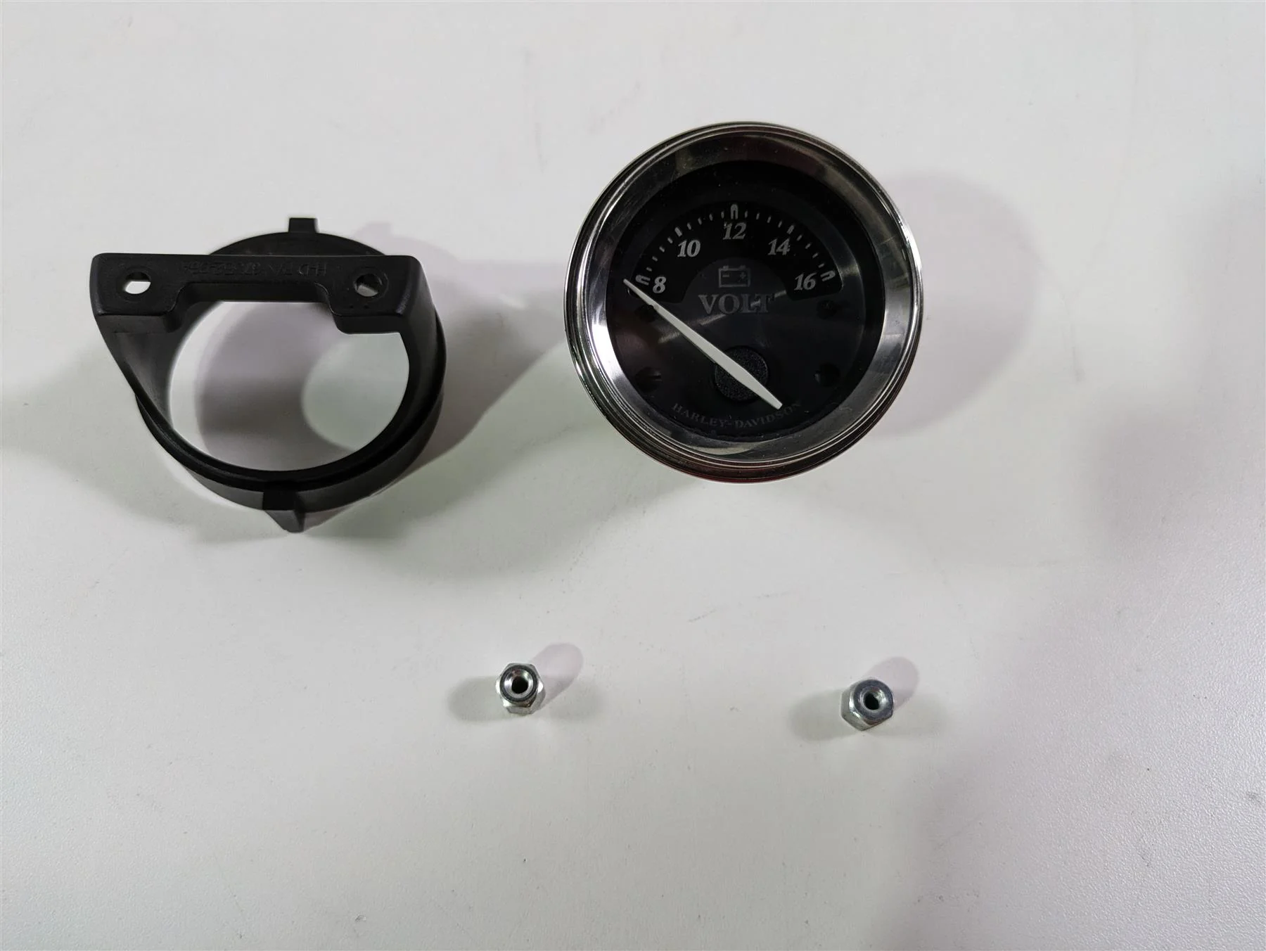 2010 Harley Touring FLHTK Electra Glide Volt Voltage Gauge - For Parts 74691-10
