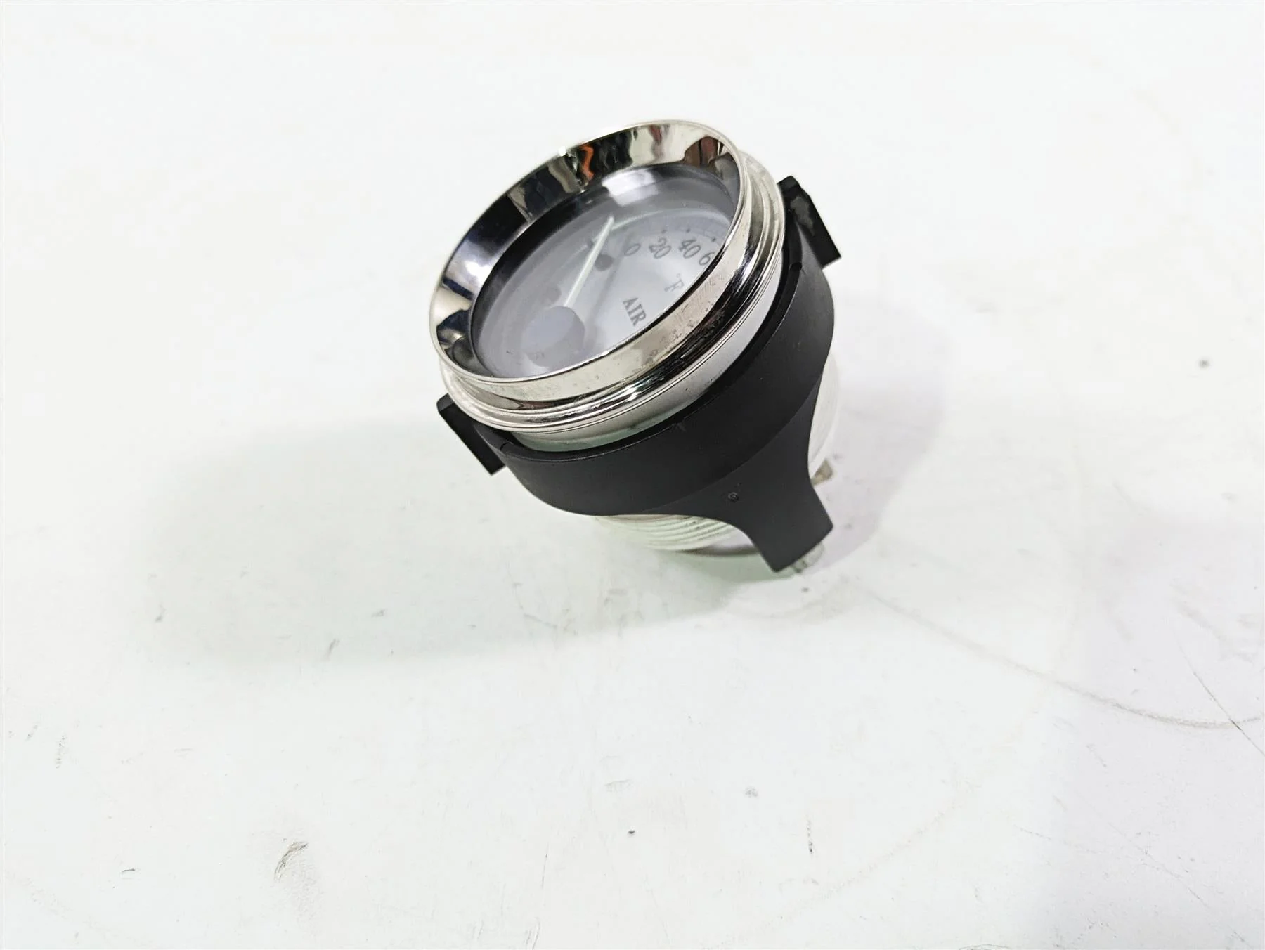 2010 Harley Touring FLHX Street Glide Air Temperature Gauge 75166-01A - Image 10