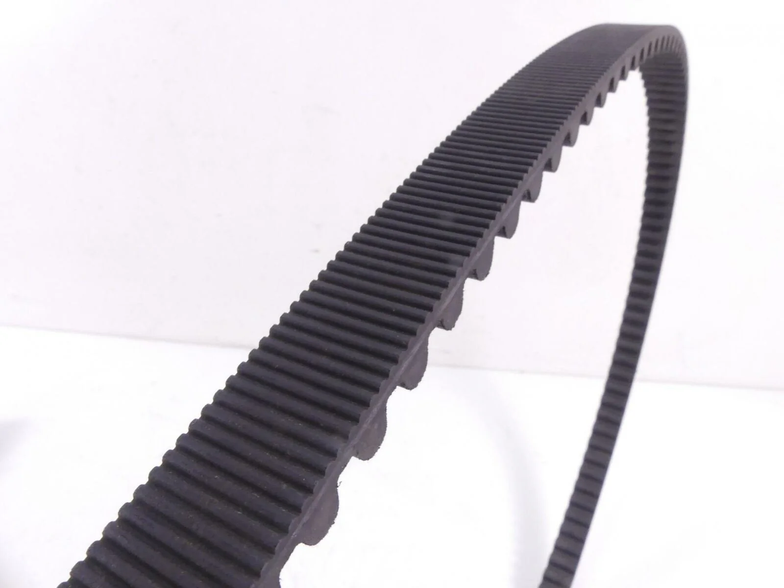 2010 Harley Touring FLHX Street Glide Drive Belt 140T 1" 40024-09 - Image 3