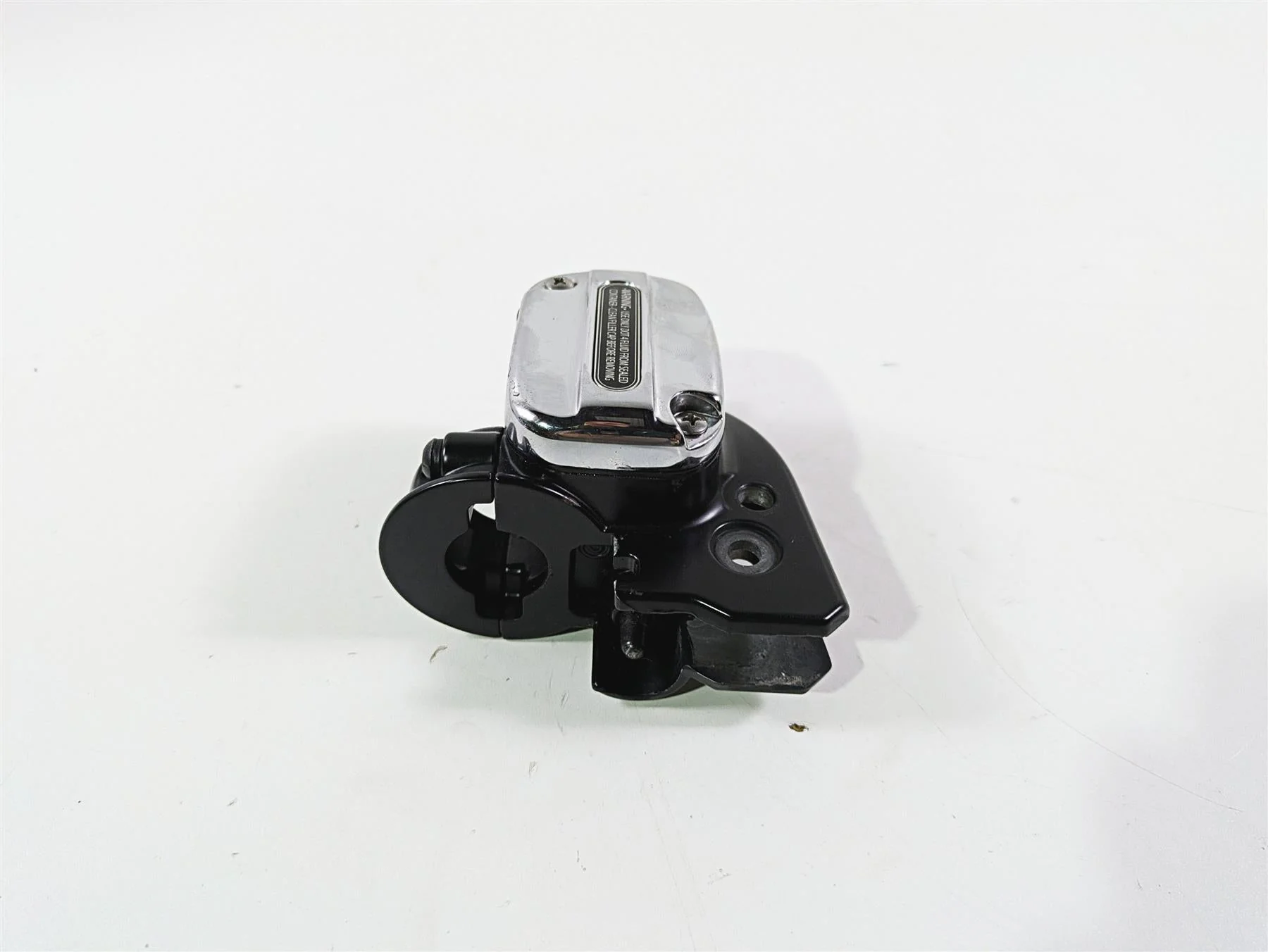 2010 Harley Touring FLHX Street Glide Front Brake Master Cylinder 42859-06B - Image 4