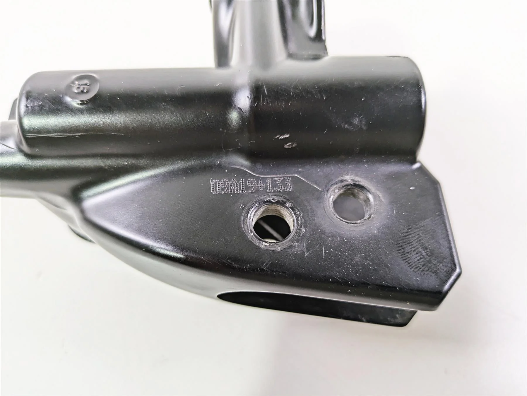 2010 Harley Touring FLHX Street Glide Front Brake Master Cylinder 42859-06B - Image 8