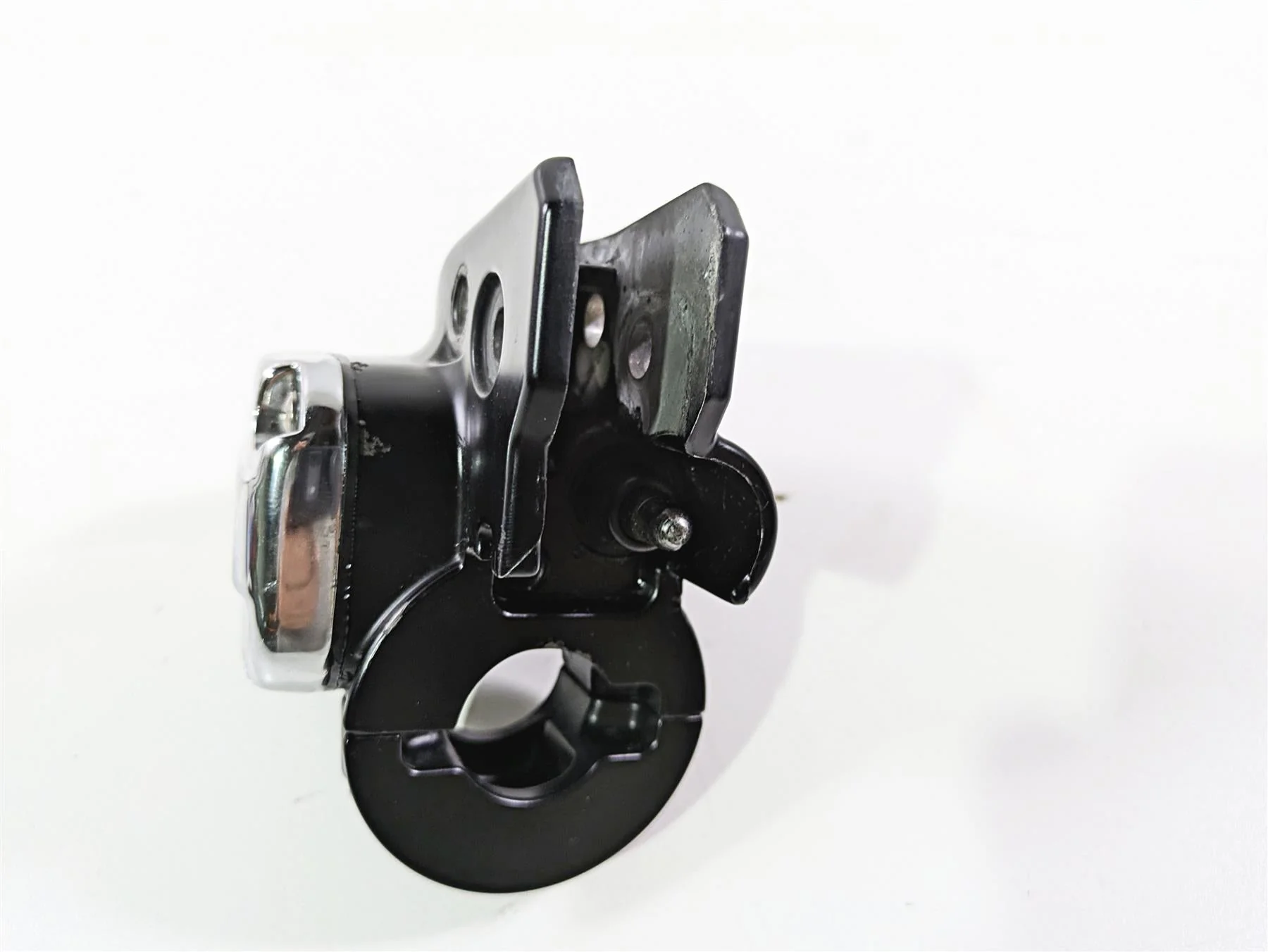 2010 Harley Touring FLHX Street Glide Front Brake Master Cylinder 42859-06B - Image 9