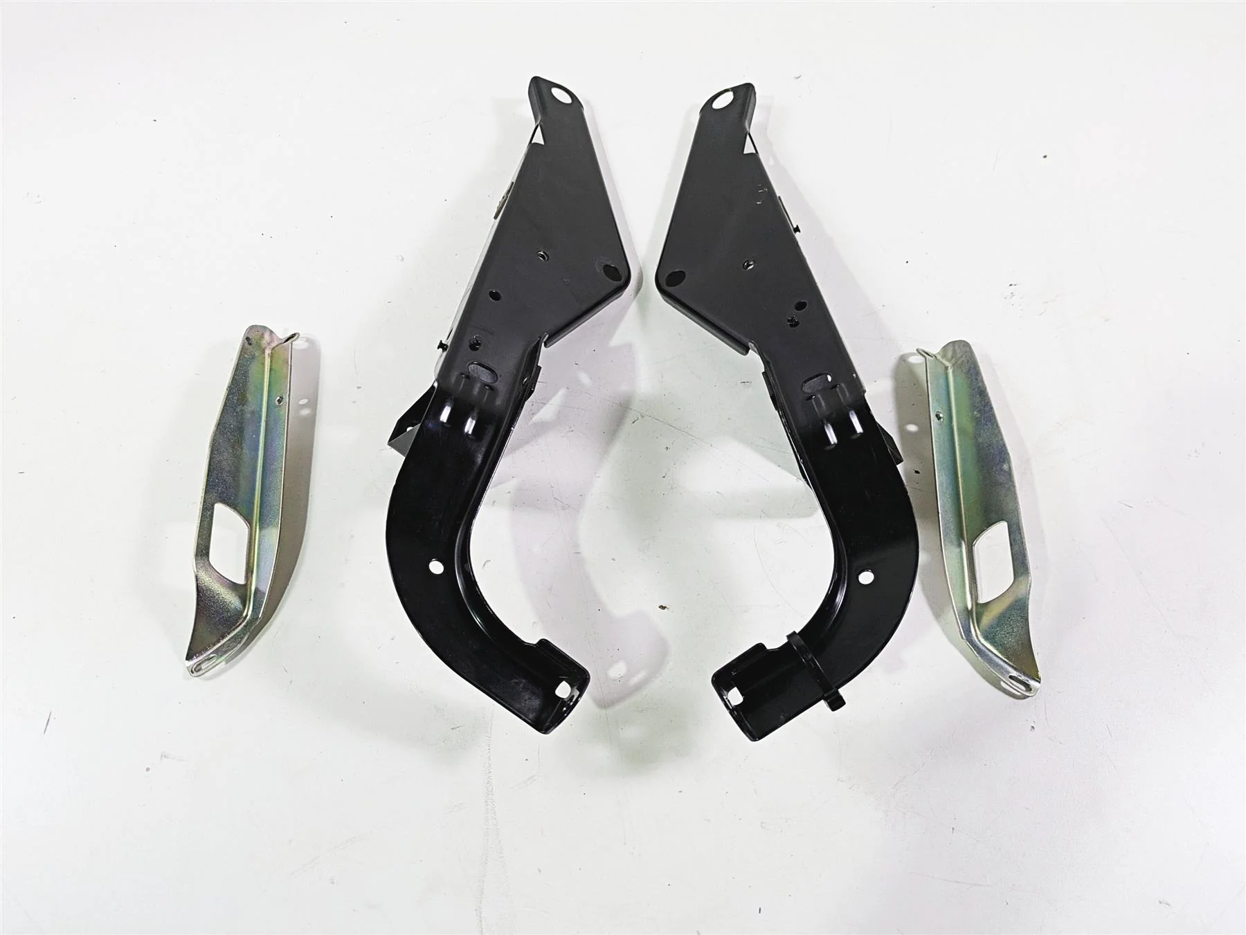 2010 Harley Touring FLHX Street Glide Front Fairing Mounts 58478-96B 58479-96B - Image 7