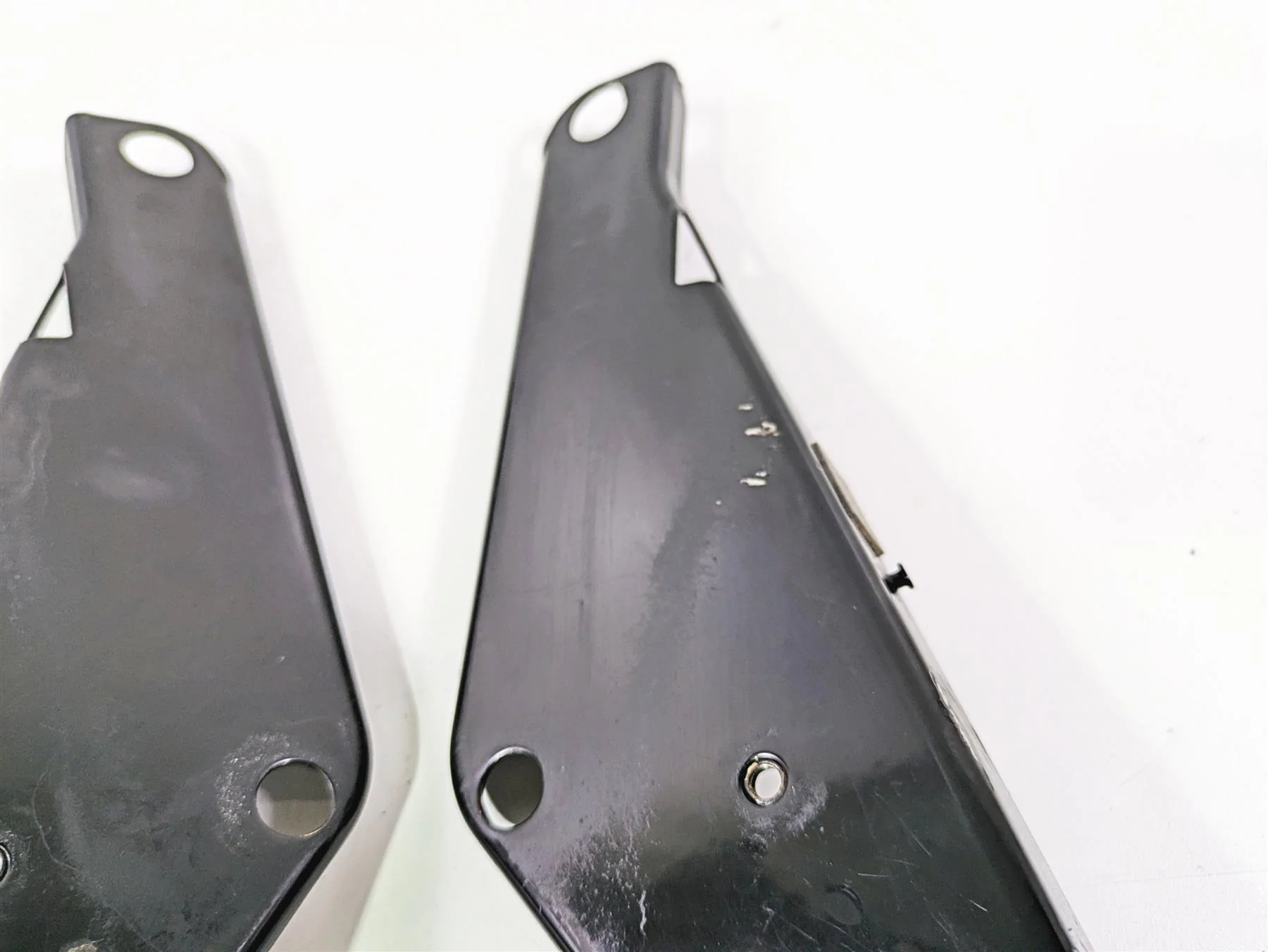 2010 Harley Touring FLHX Street Glide Front Fairing Mounts 58478-96B 58479-96B - Image 8