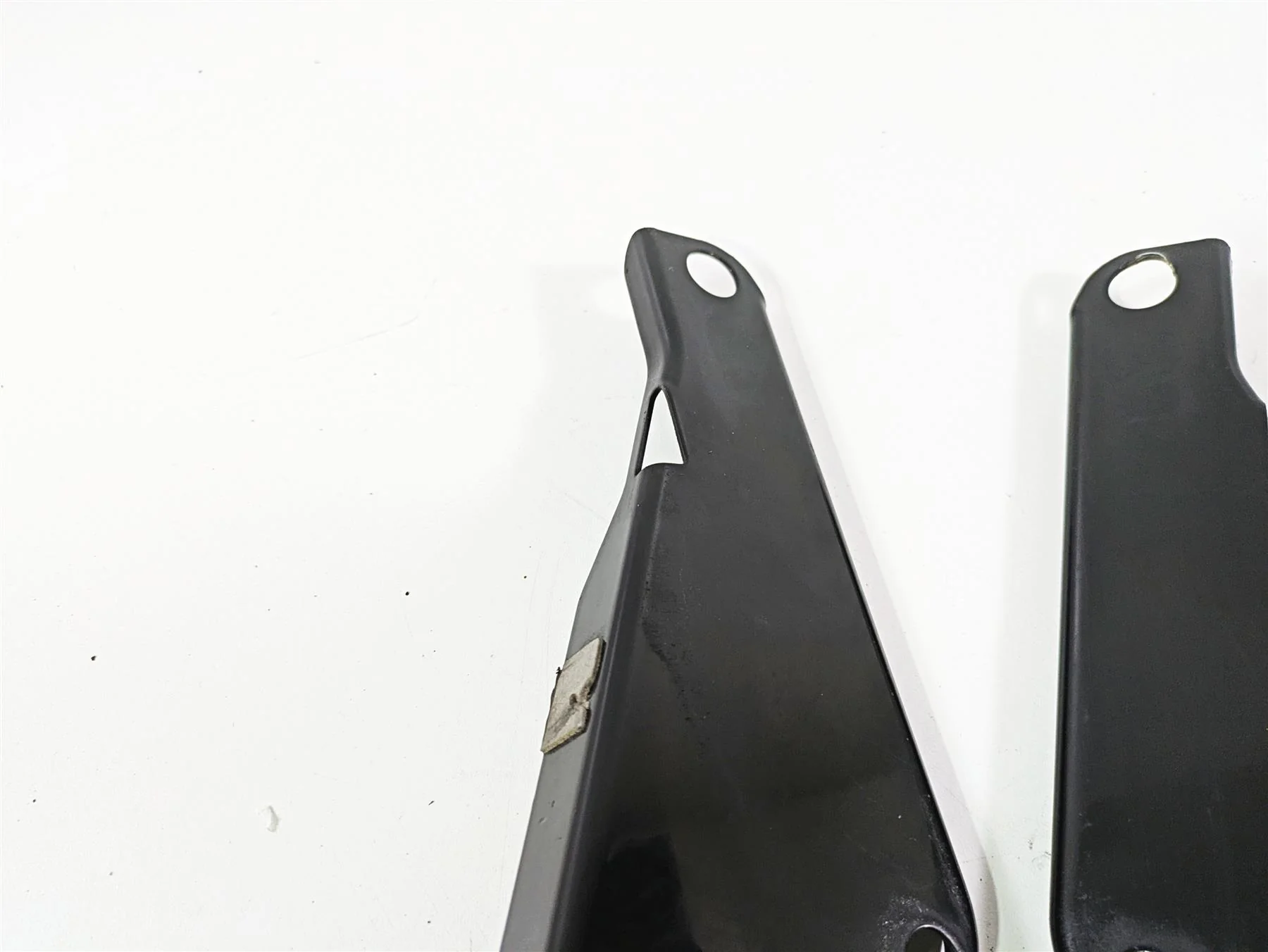 2010 Harley Touring FLHX Street Glide Front Fairing Mounts 58478-96B 58479-96B - Image 9