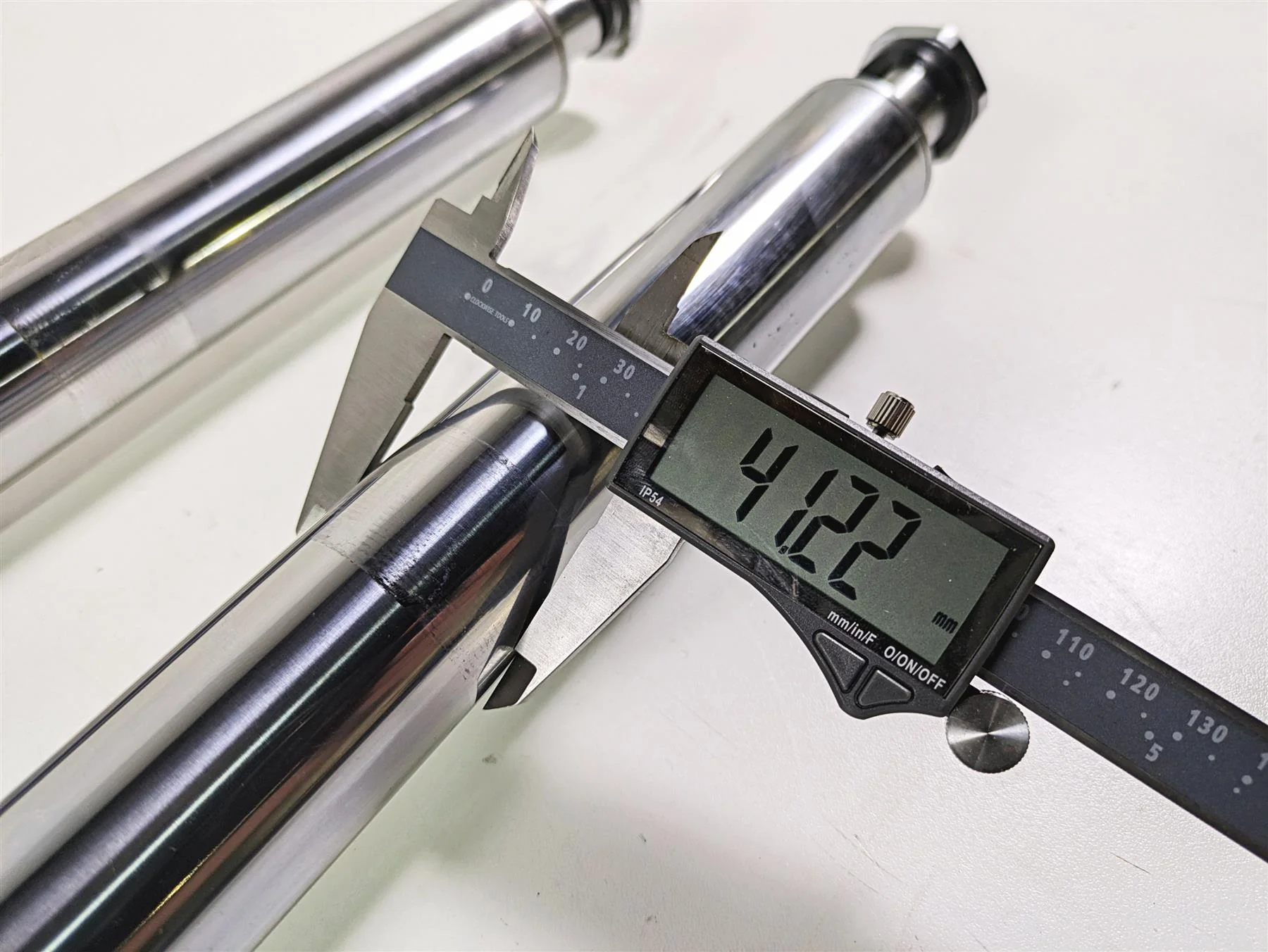 2010 Harley Touring FLHX Street Glide Front Fork Leg 41mm 46495-09 46502-09 - Image 9