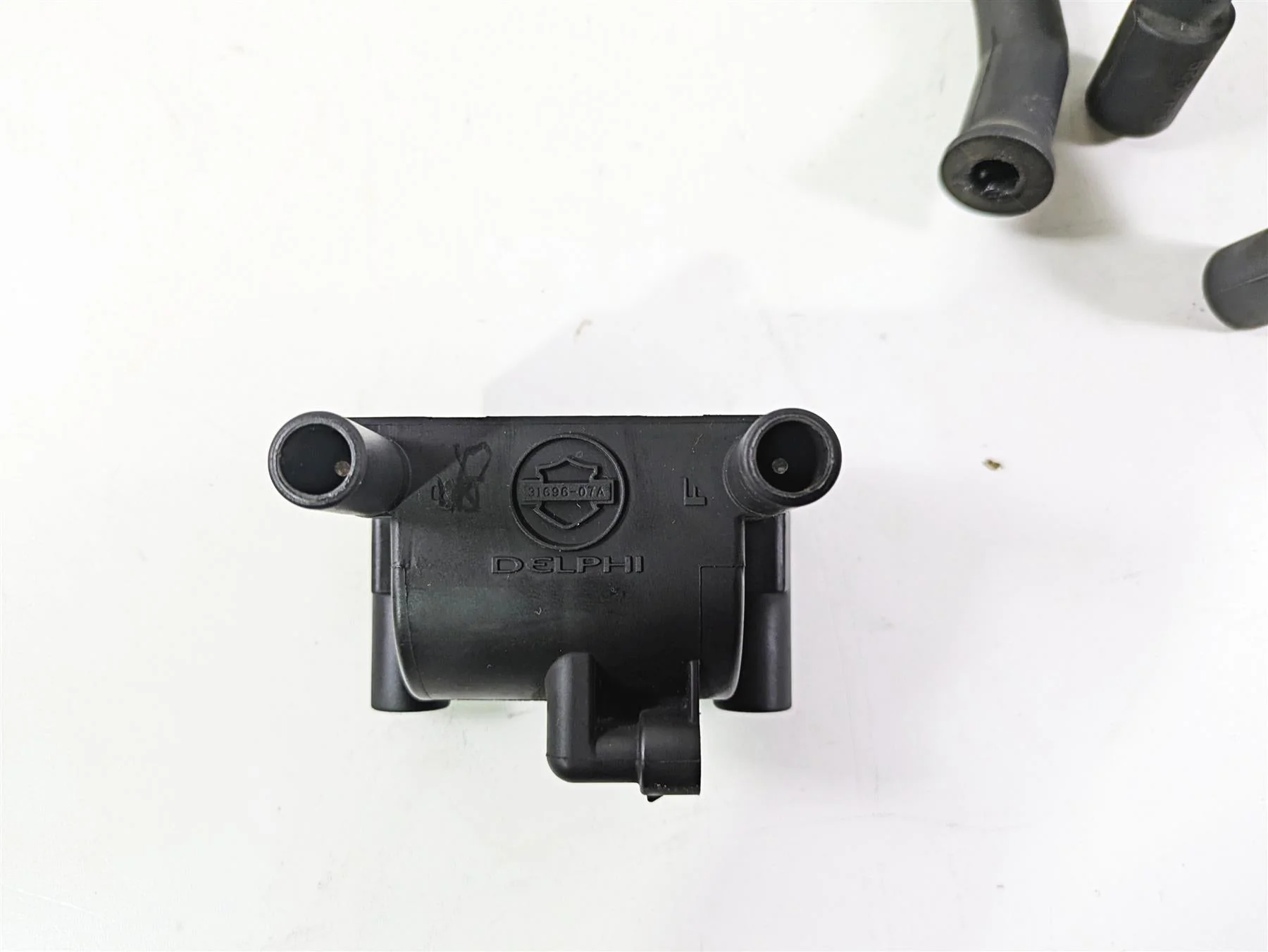 2010 Harley Touring FLHX Street Glide Ignition Coil Wires Plugs 31696-07A - Image 12