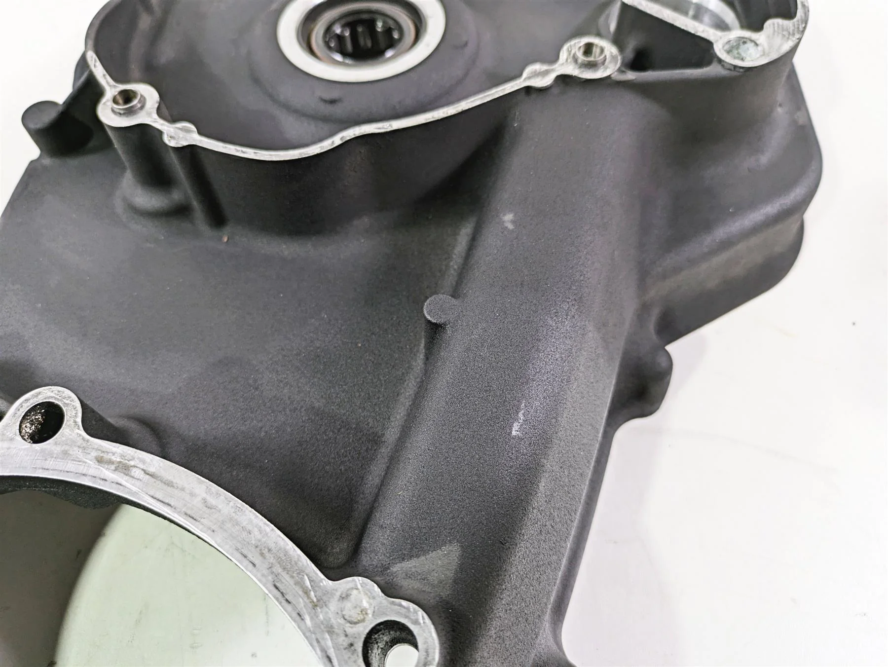 2010 Harley Touring FLHX Street Glide Inner Primary Drive Clutch Cover 60677-07A - Image 11