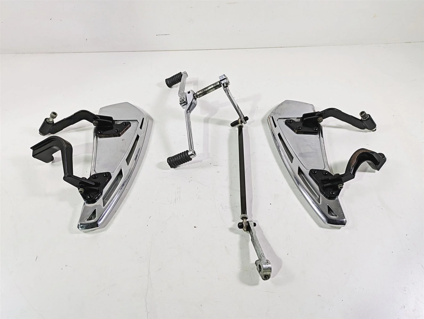 2010 Harley Touring FLHX Street Glide Kuryakyn Phanotm Floor Board Set 5792 - Image 2