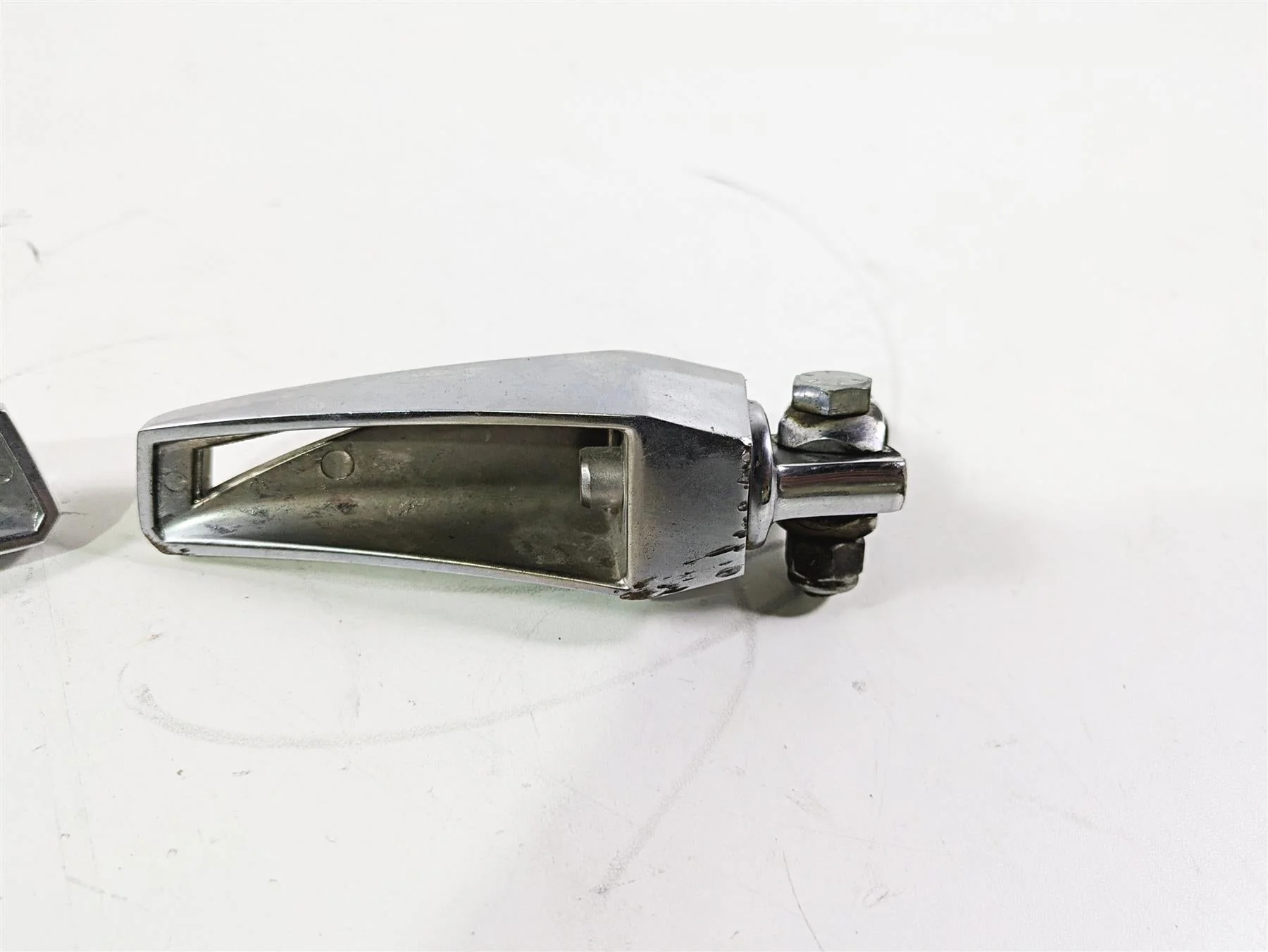 2010 Harley Touring FLHX Street Glide Kuryakyn Phantom Footpegs 16201867 - Image 4