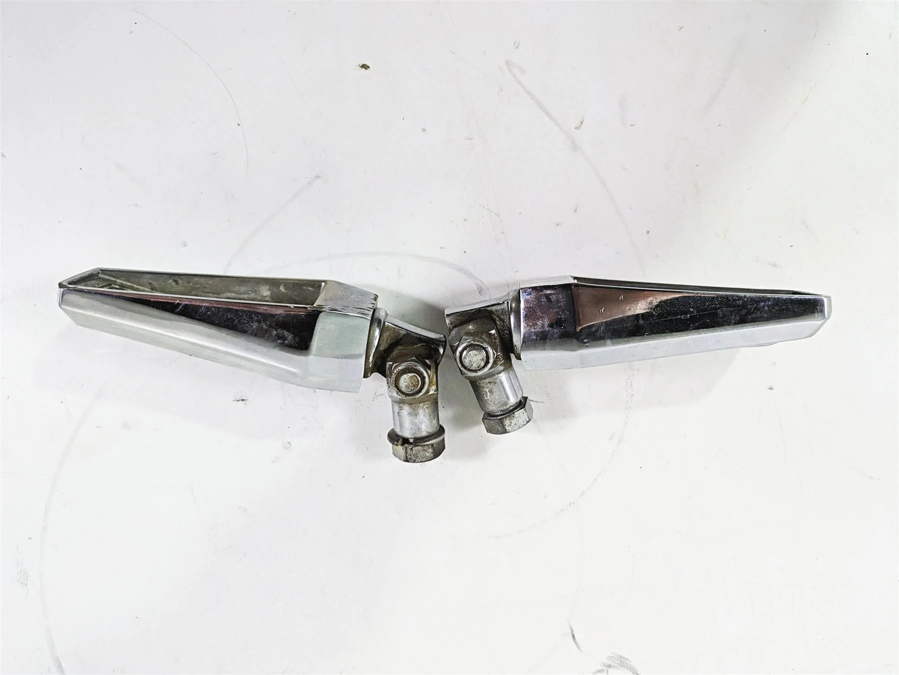2010 Harley Touring FLHX Street Glide Kuryakyn Phantom Footpegs 16201867 - Image 7
