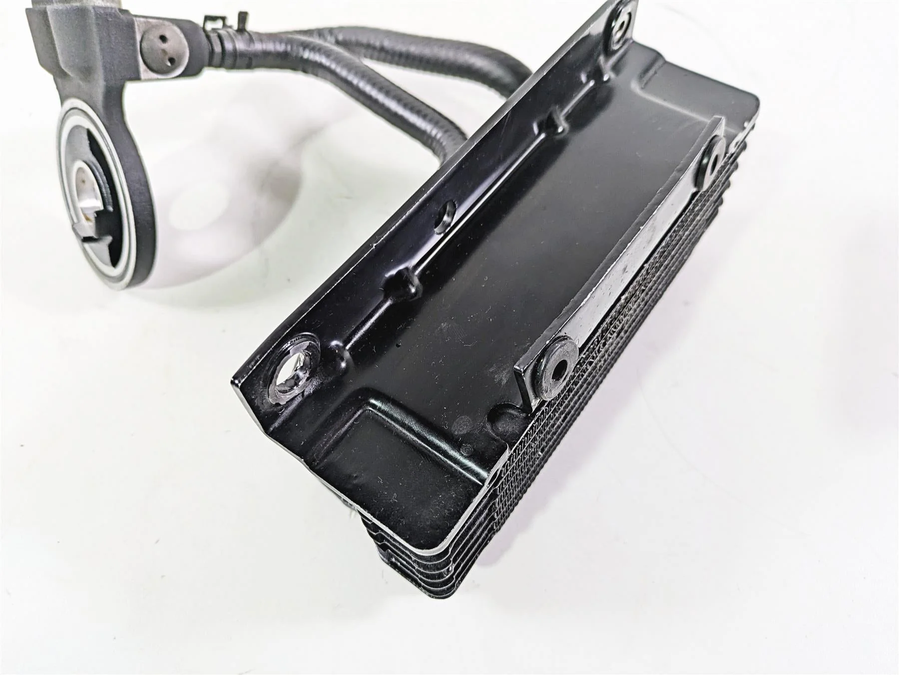 2010 Harley Touring FLHX Street Glide Oil Cooler Lines & Flange Set 63083-11A - Image 10