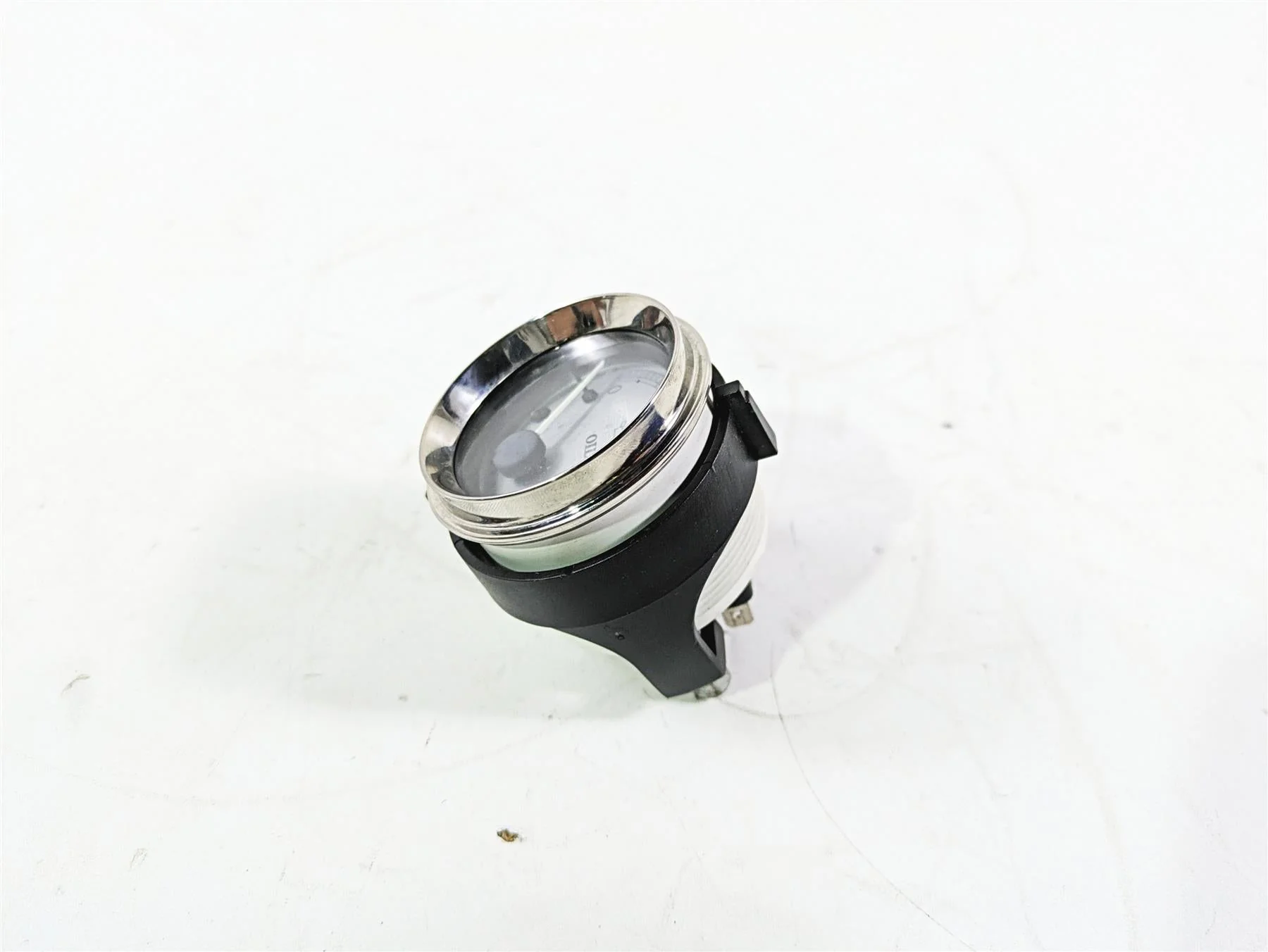 2010 Harley Touring FLHX Street Glide Oil Pressure Gauge 75165-01A - Image 4
