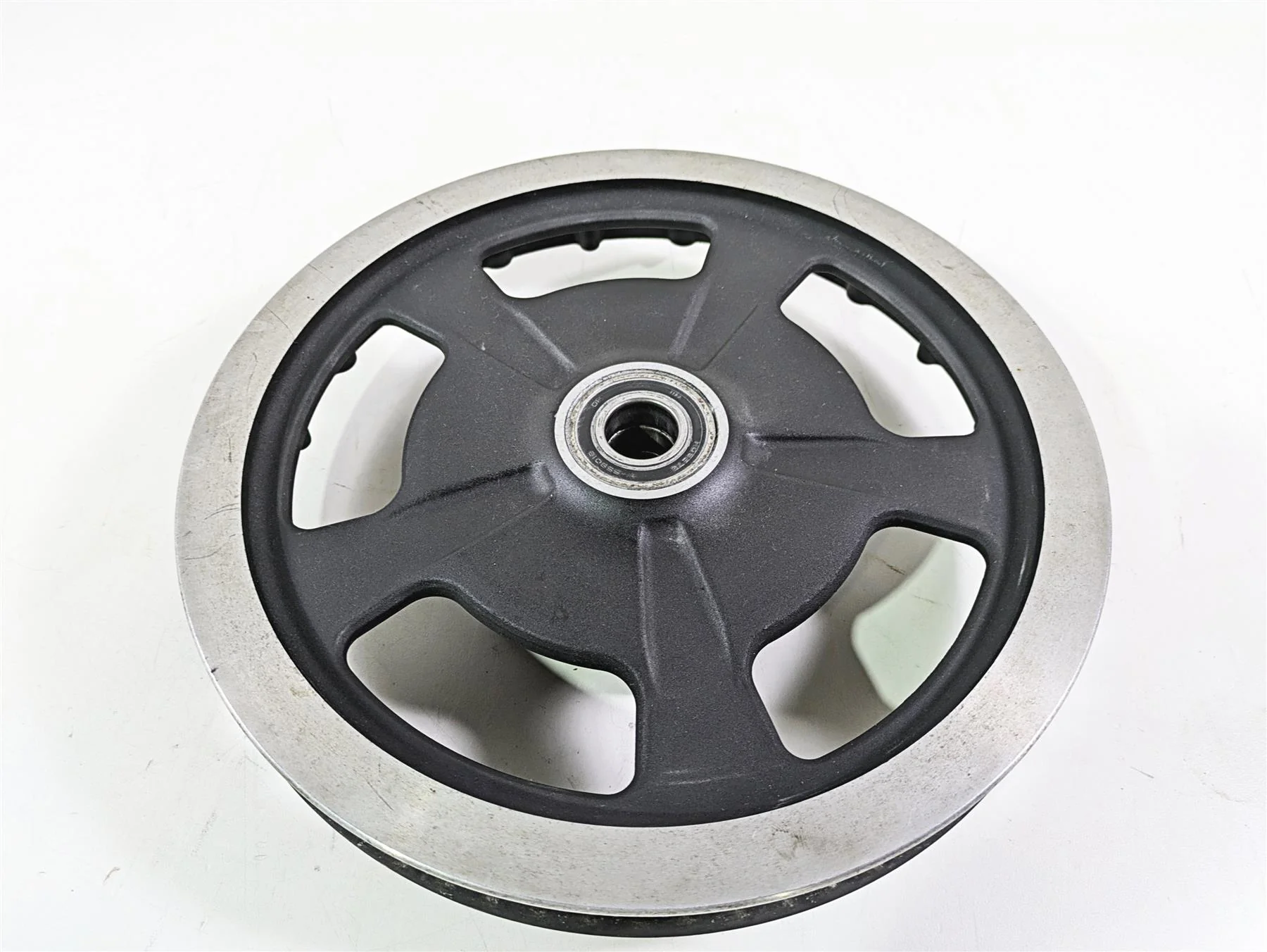2010 Harley Touring FLHX Street Glide Rear Belt Sprocket Pulley 68T 1" 37781-09