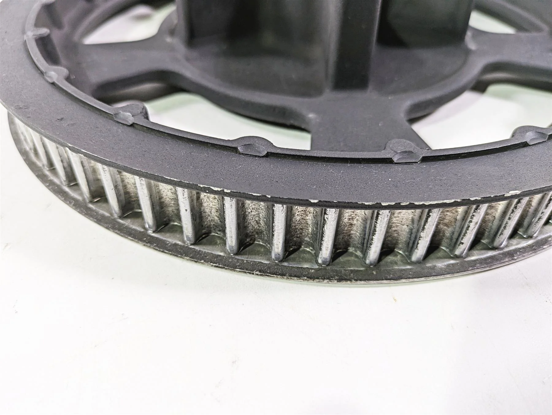 2010 Harley Touring FLHX Street Glide Rear Belt Sprocket Pulley 68T 1" 37781-09 - Image 11