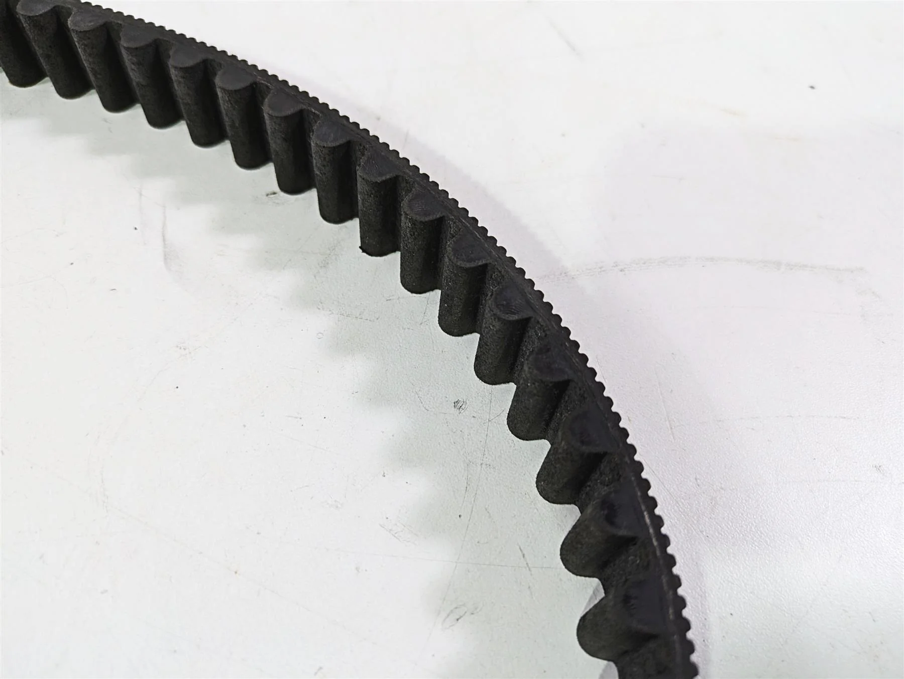 2010 Harley Touring FLHX Street Glide Rear Drive Belt 140T 1" 40024-09A - Image 11