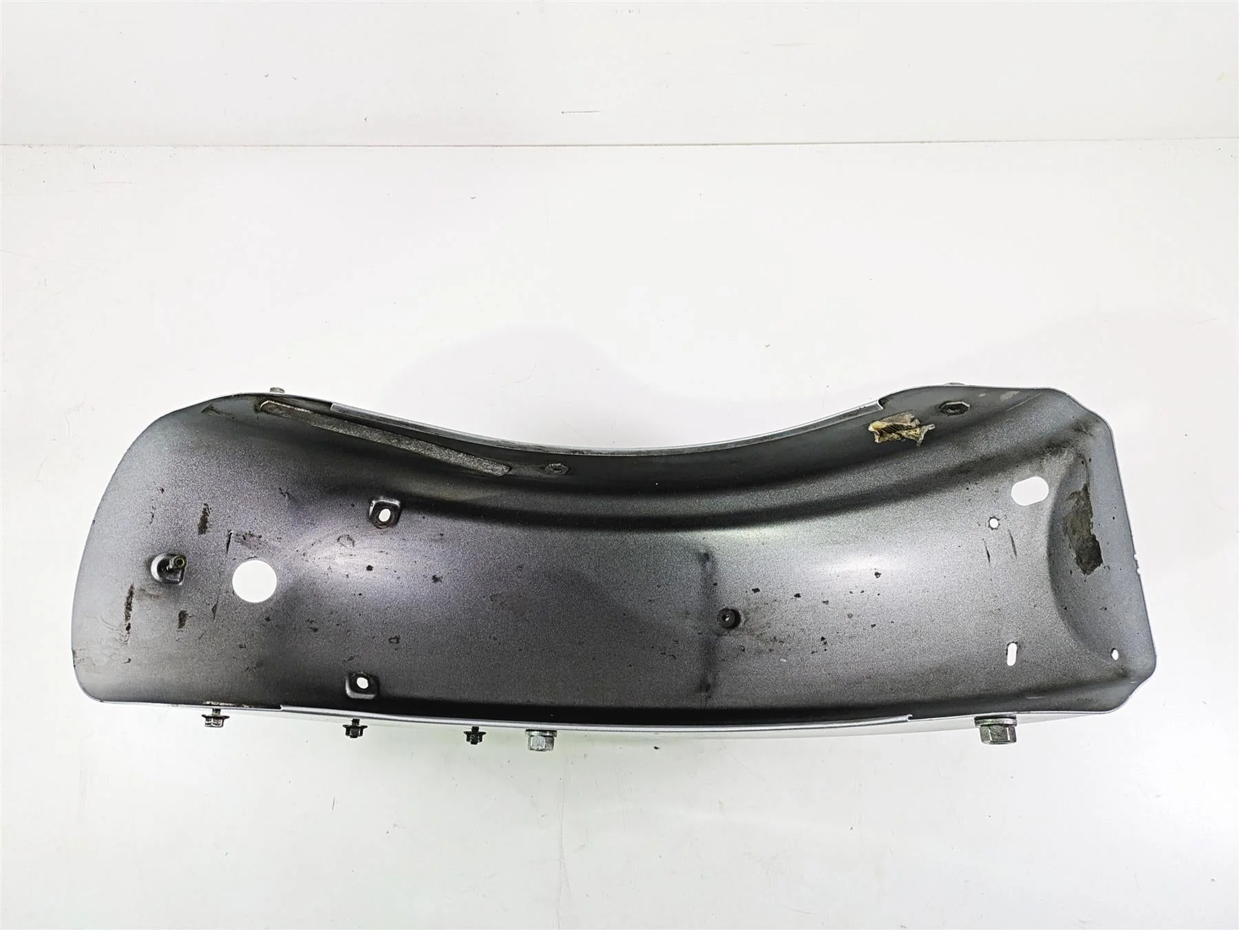 2010 Harley Touring FLHX Street Glide Rear Fender Silver 60575-10A - Image 12